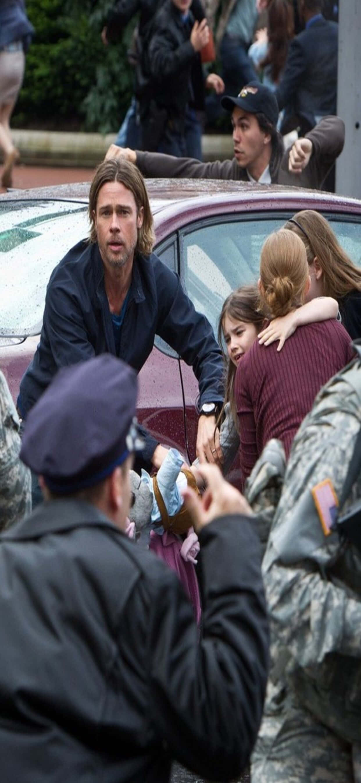 Action-packed Scenery of World War Z on iPhone XS Max Screen Picha ya Ukuta