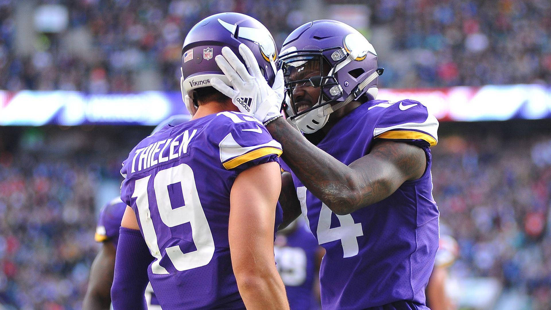 Adam Thielen Na Ryan Wright Picha ya Ukuta