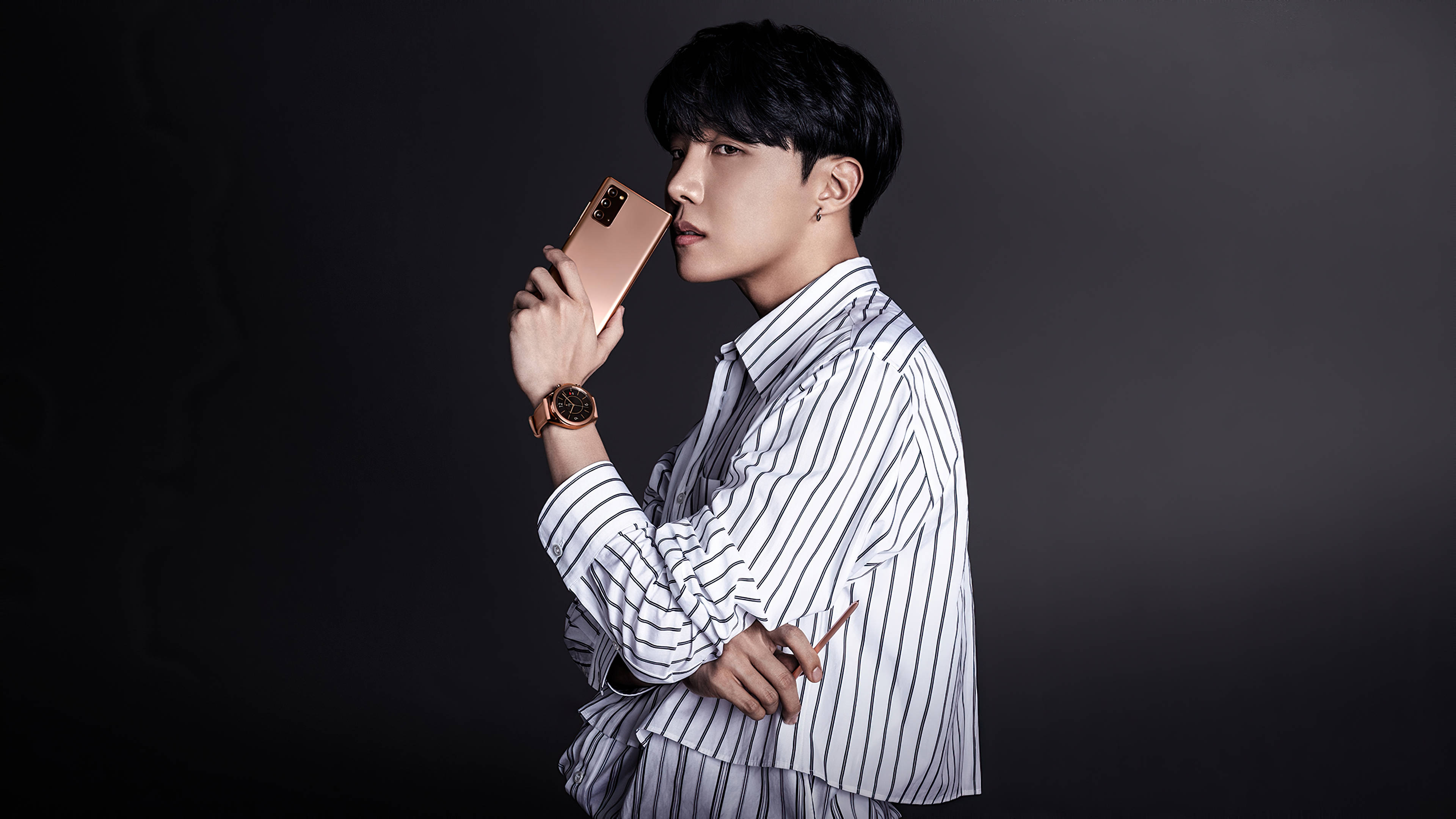 Aesthetic Bts J-hope Akiiga Simu Picha ya Ukuta