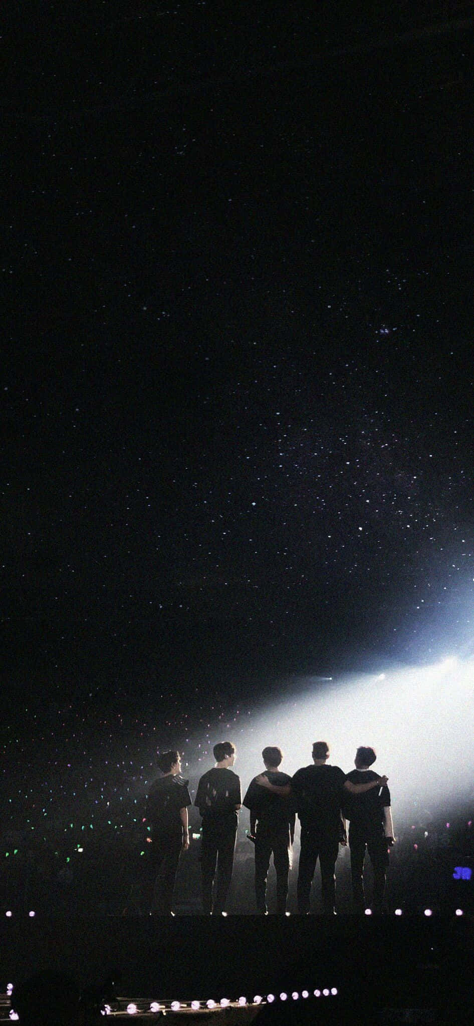 Aesthetic Nuest Kpop Group Concert Picha ya Ukuta