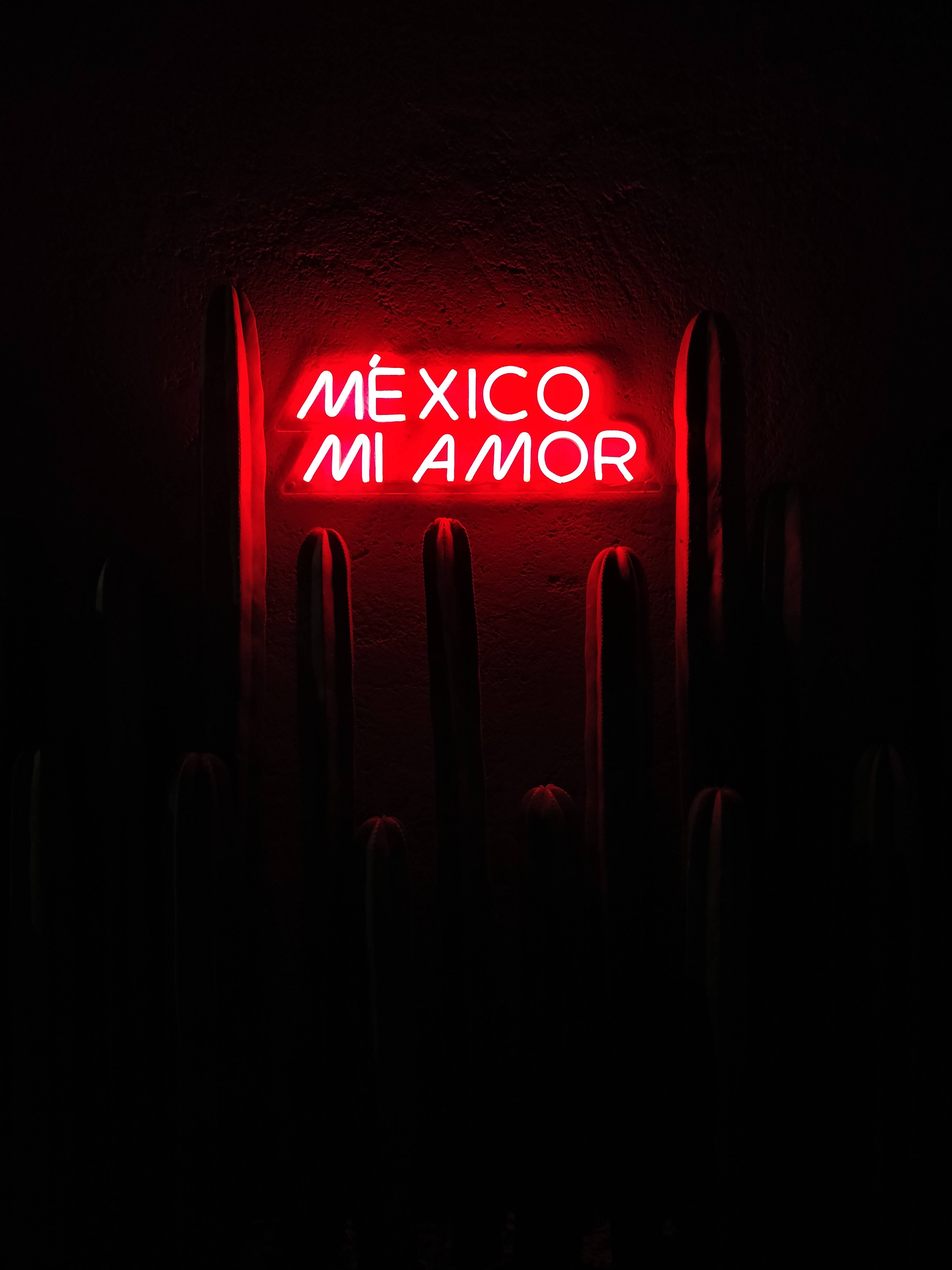 Alama Nyekundu Iliyokolea ya Mexico Picha ya Ukuta