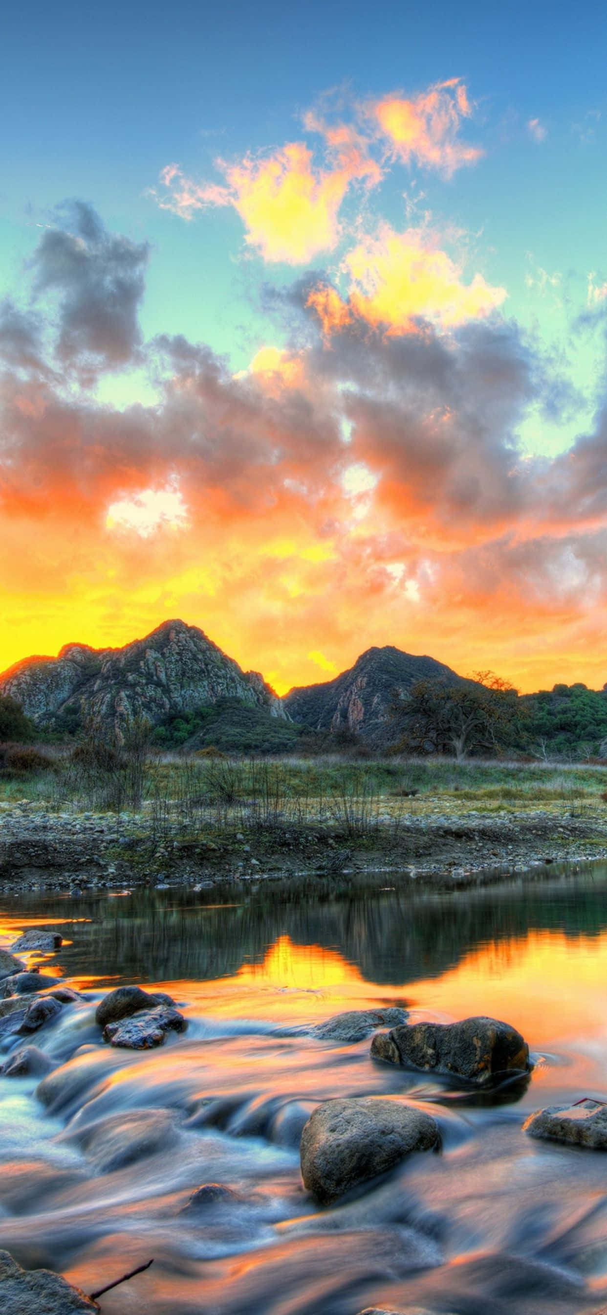Asili ya iPhone Xs Max Malibu Mto wa Kuakisi Picha ya Ukuta