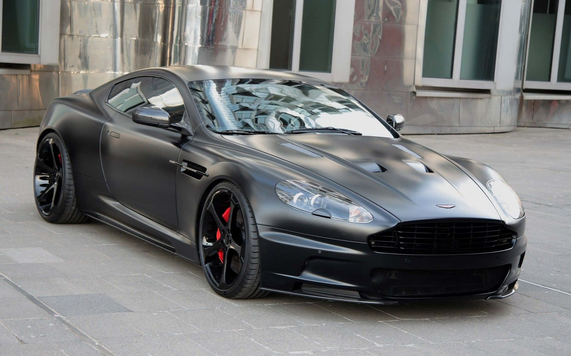 Aston Martin DB9 - Ukwasi katika Kilele Chake Picha ya Ukuta