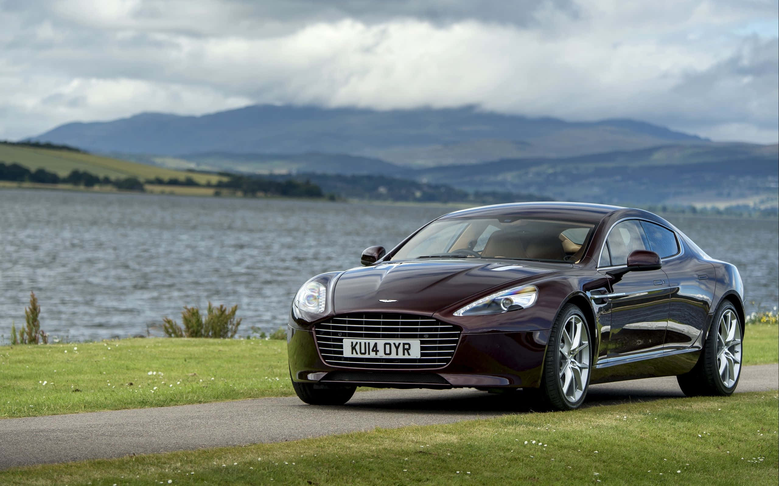 Aston Martin Rapide S Barabara Picha ya Ukuta