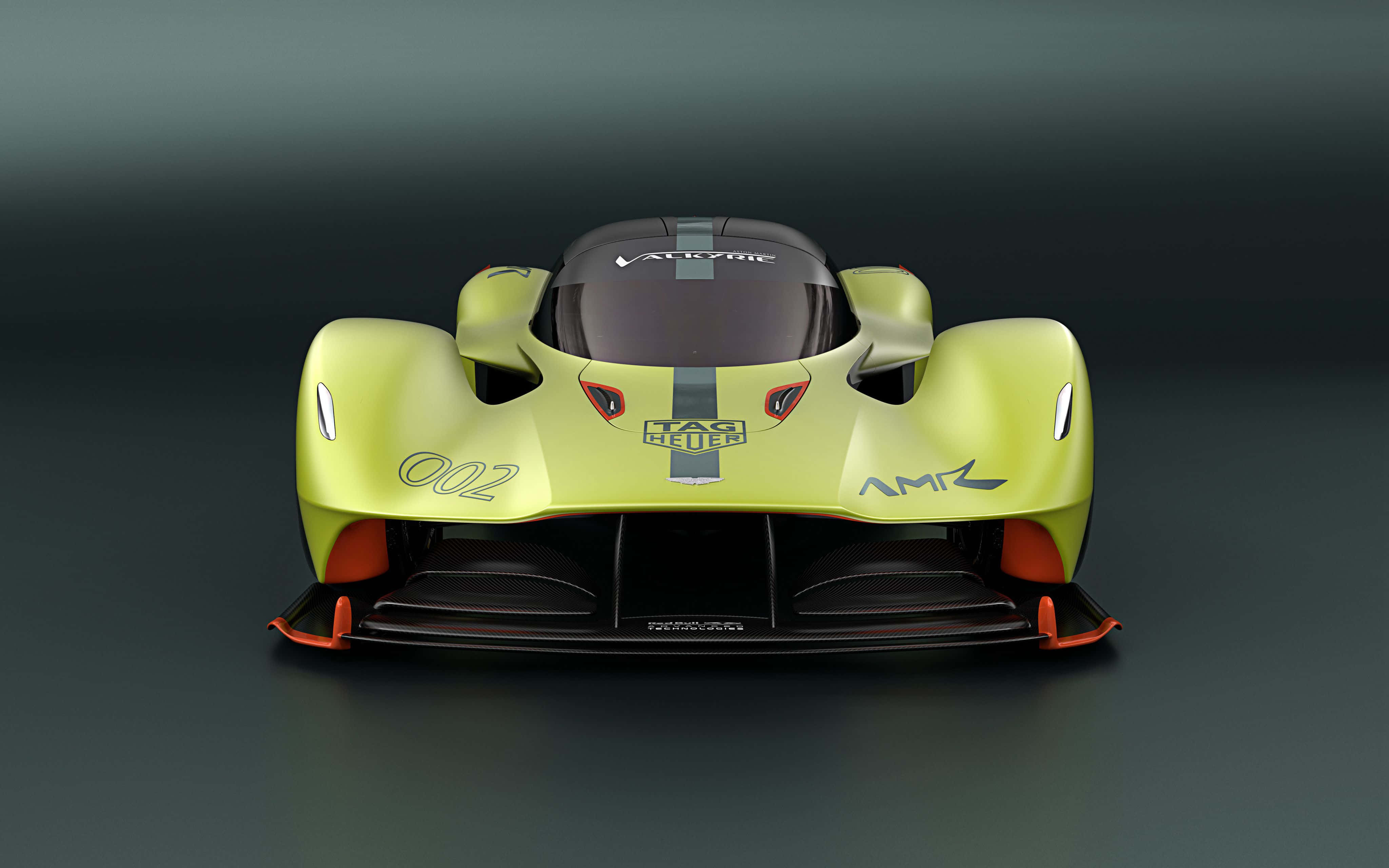 Aston Martin Valkyrie Inasafiri Juu ya Wimbo Picha ya Ukuta