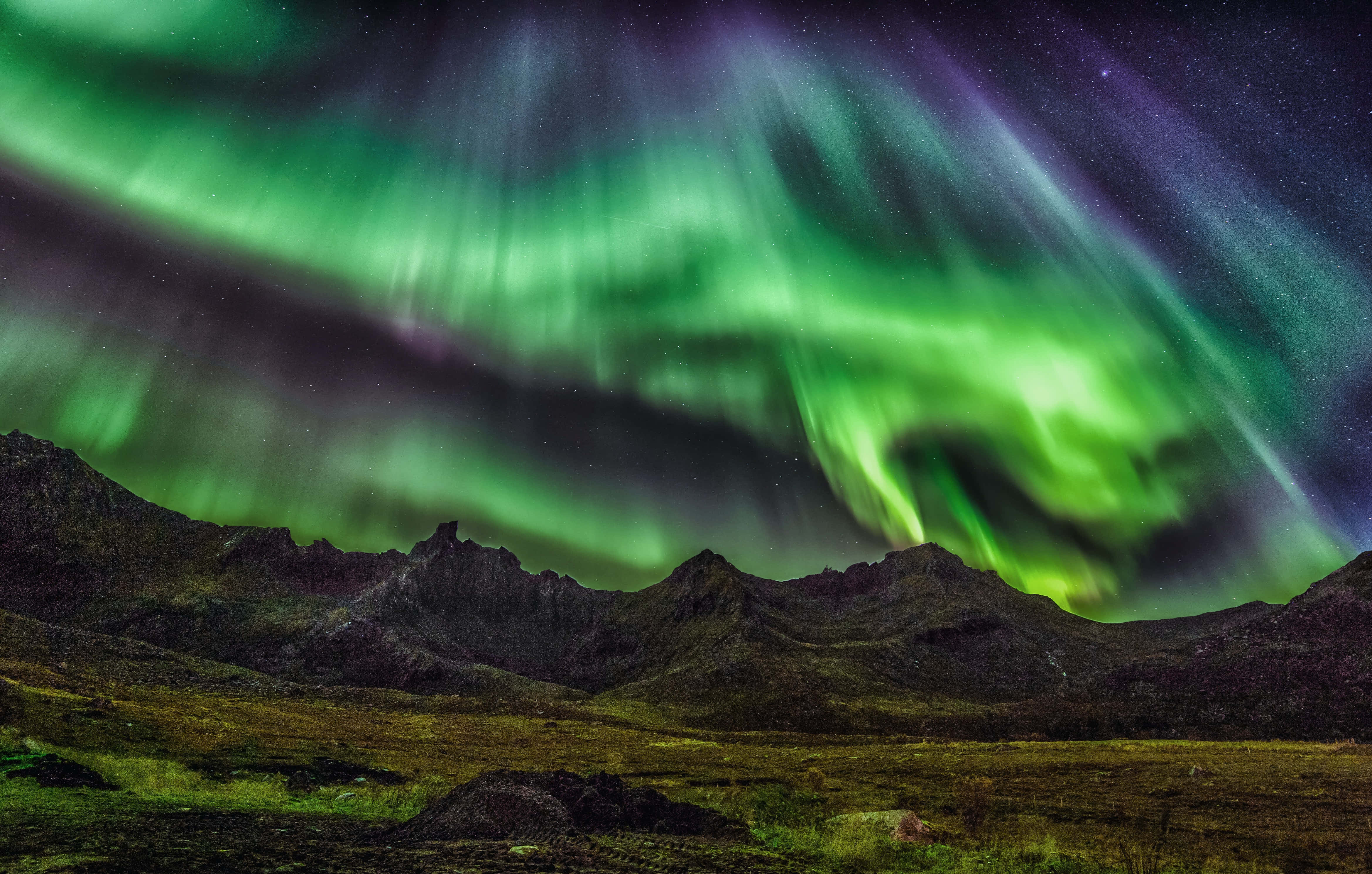 aurora borealis juu ya iceland Picha ya Ukuta