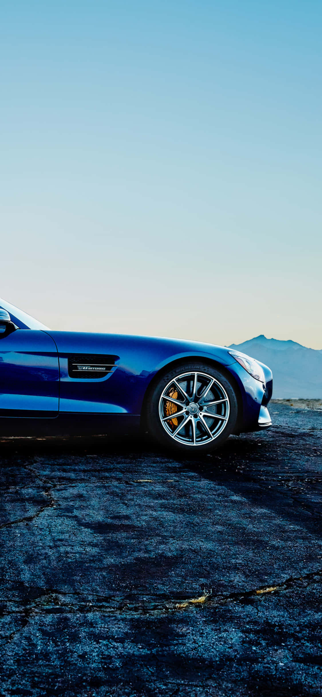 Blue iPhone Xs Mercedes Amg Mandhari Picha ya Ukuta