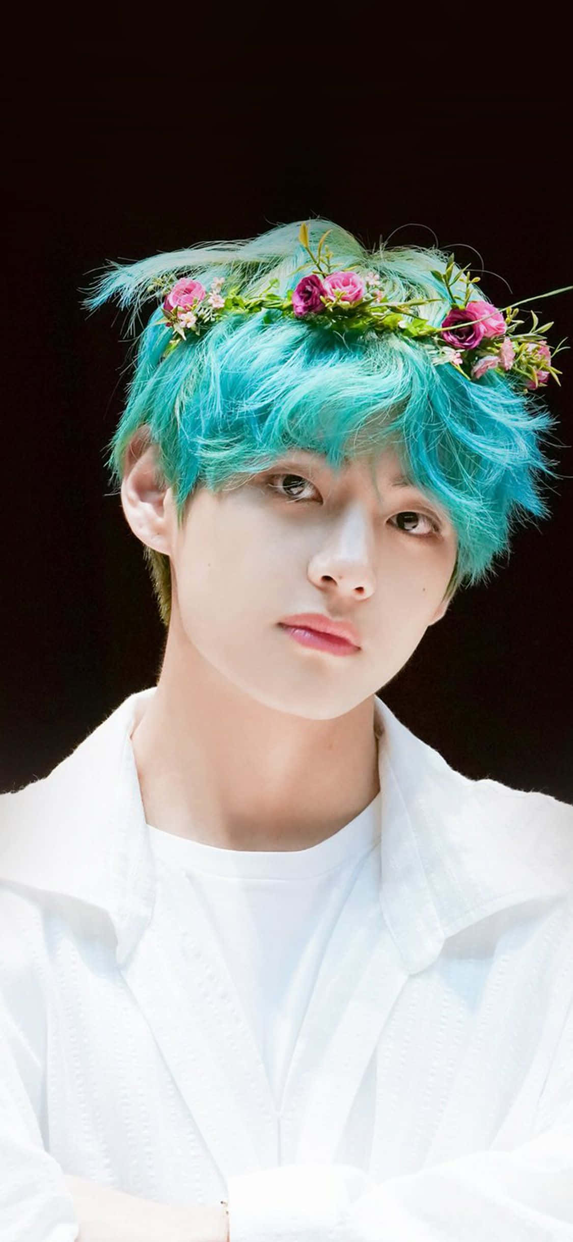 BTS V angaa furaha na ujasiri wa ujana Picha ya Ukuta