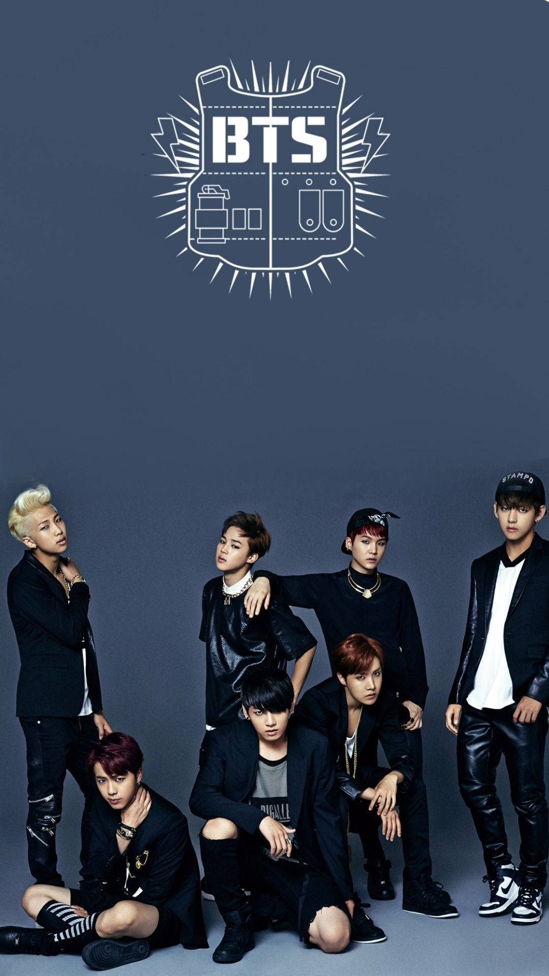BTS wafungua njia mpya katika ulimwengu wa uanamitindo Picha ya Ukuta