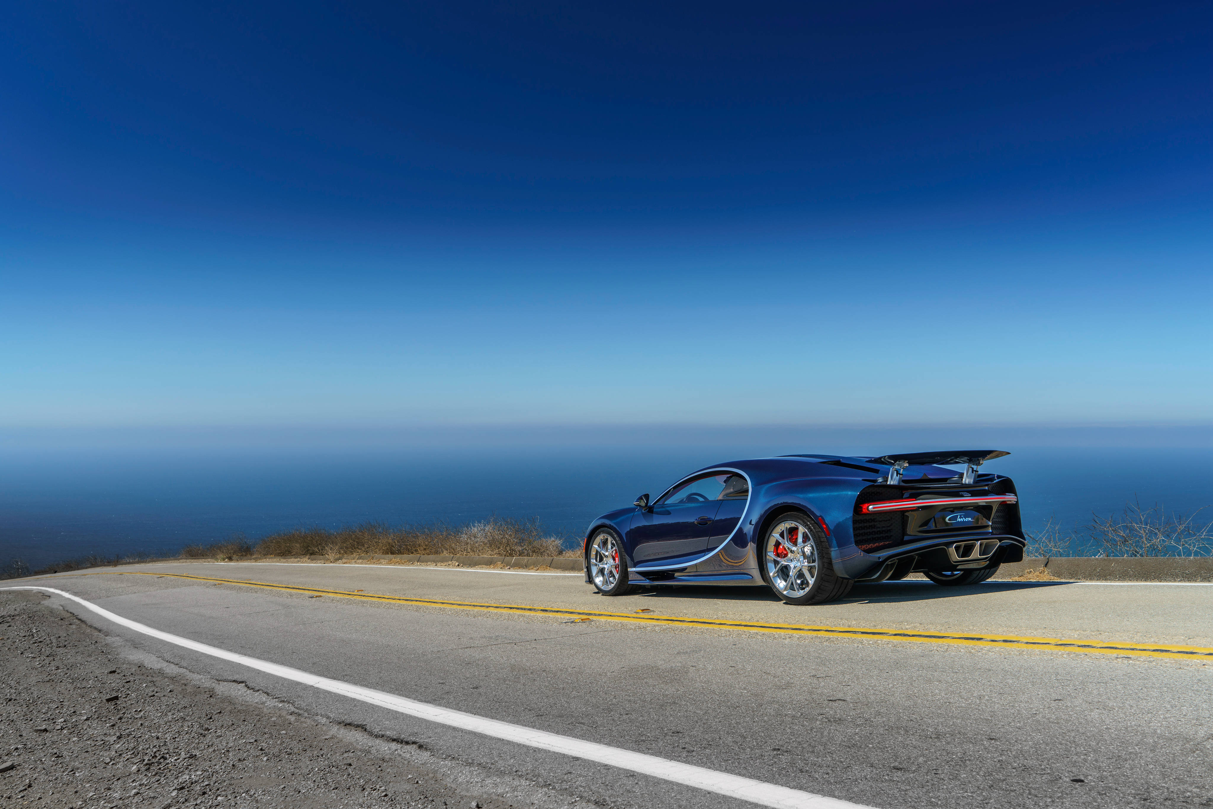 Bugatti Chiron Yenye Umbo la Mstari Picha ya Ukuta