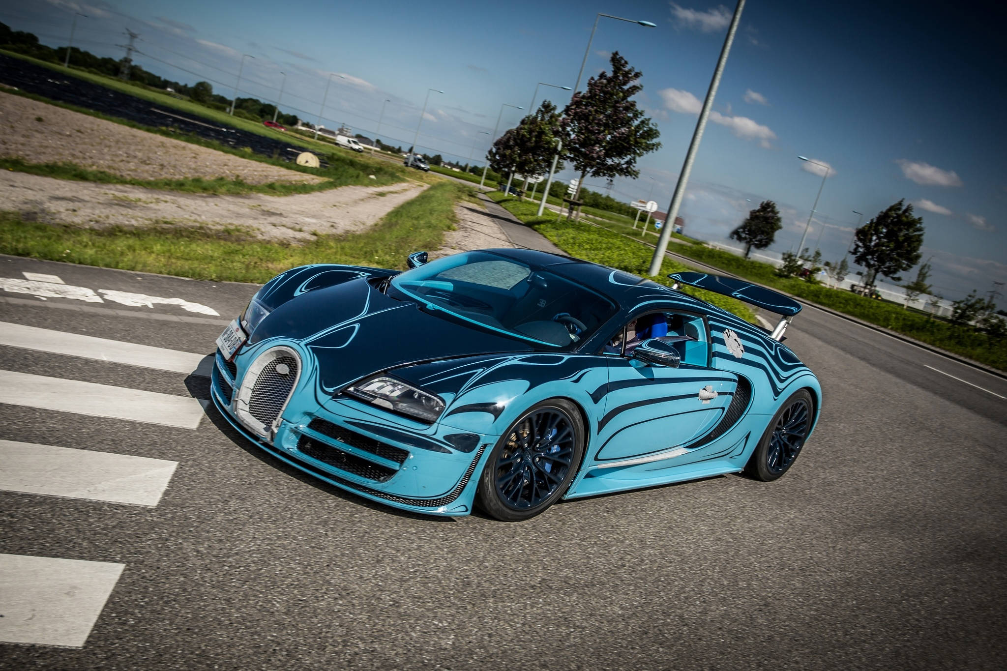 Bugatti Veyron Bluu ya Yakuti Picha ya Ukuta