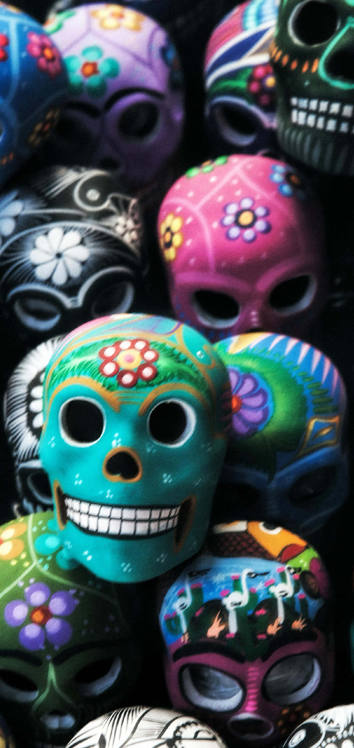 Celebrate and Protect na Splendid Sugar Skull Phone Picha ya Ukuta