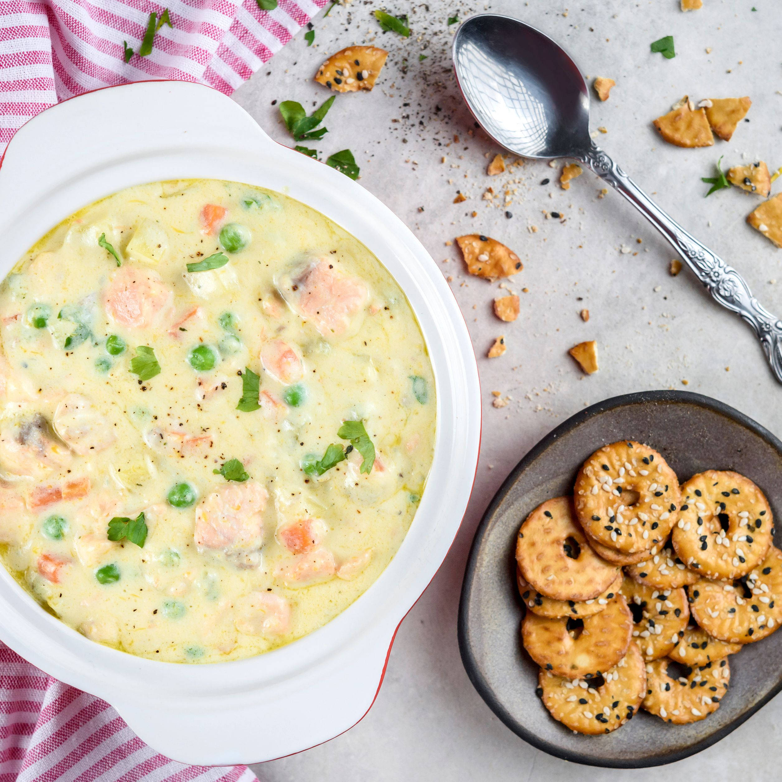 Chowder ya Salmon Milky Picha ya Ukuta