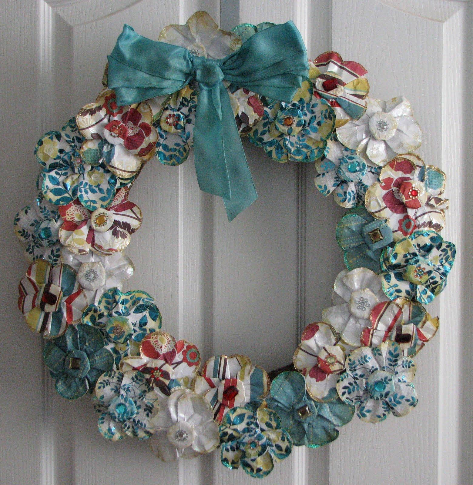Christmas Wreath With Blue Ribbon Picha ya Ukuta