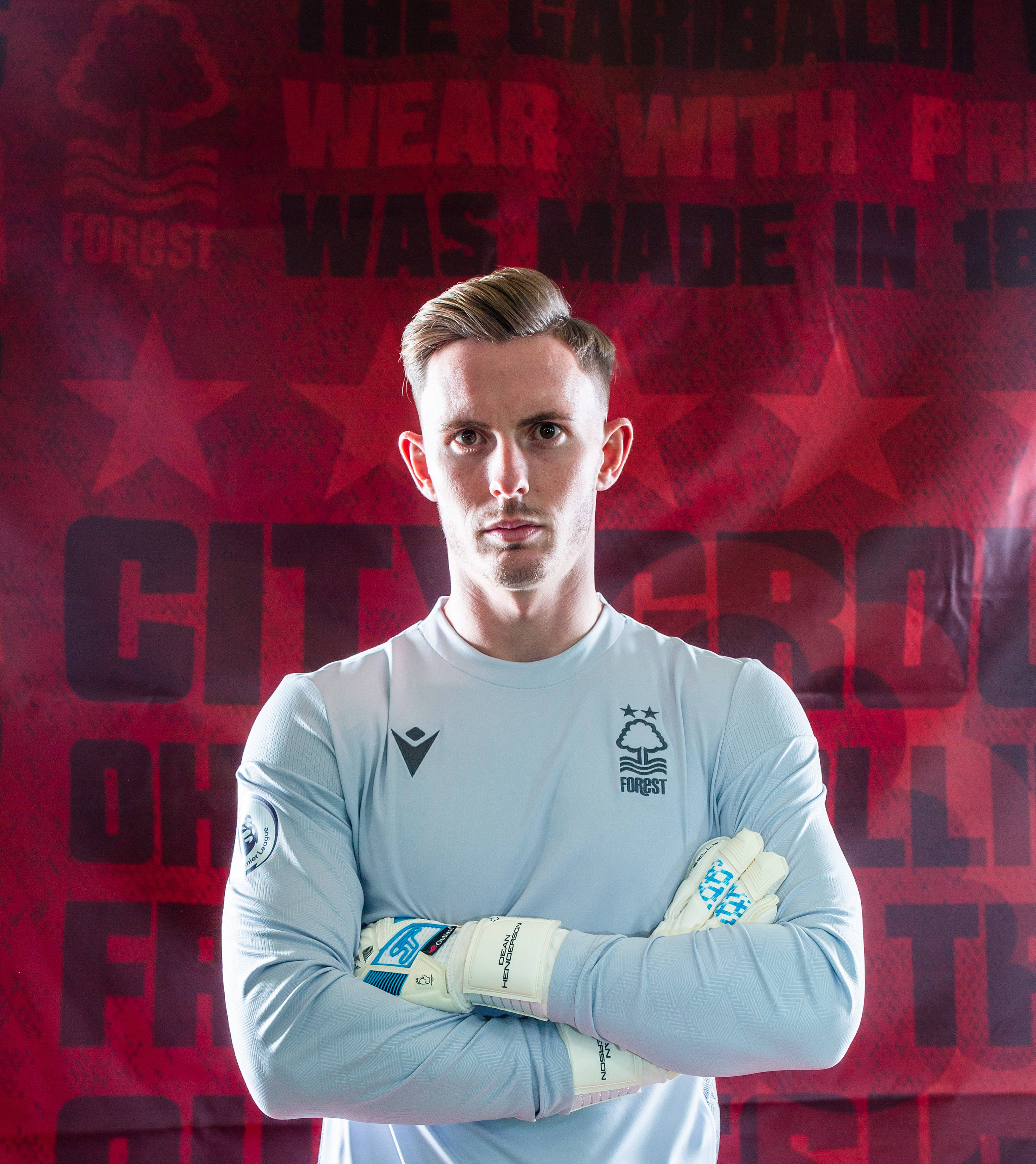 Dean Henderson Crossed Arms Picha ya Ukuta