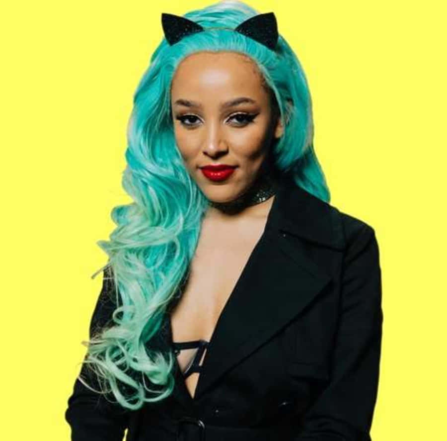 Doja Cat akionekana mrembo kwa picha hii yenye rangi nyororo. Picha ya Ukuta