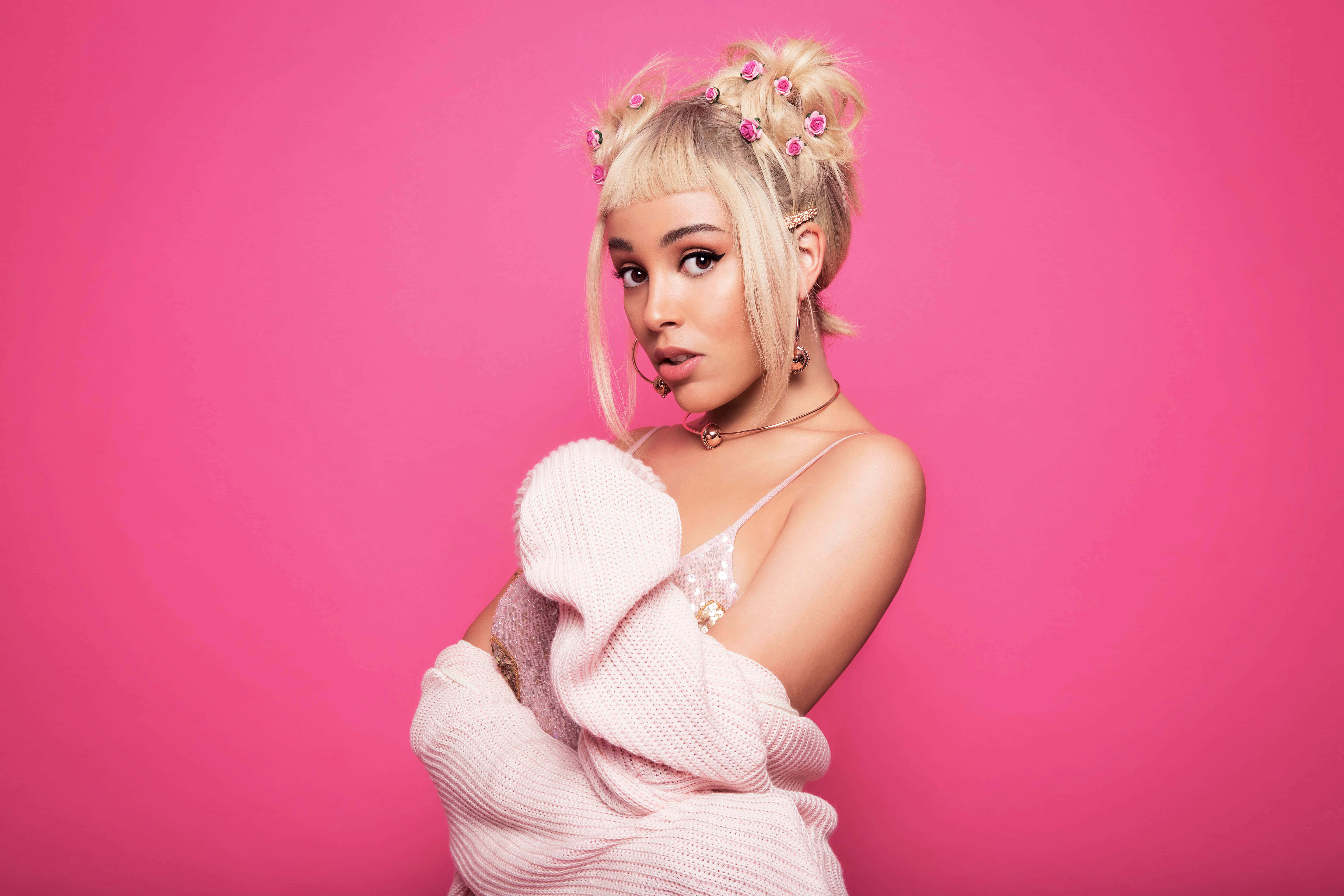 Doja Cat Kufikia Umaarufu Picha ya Ukuta