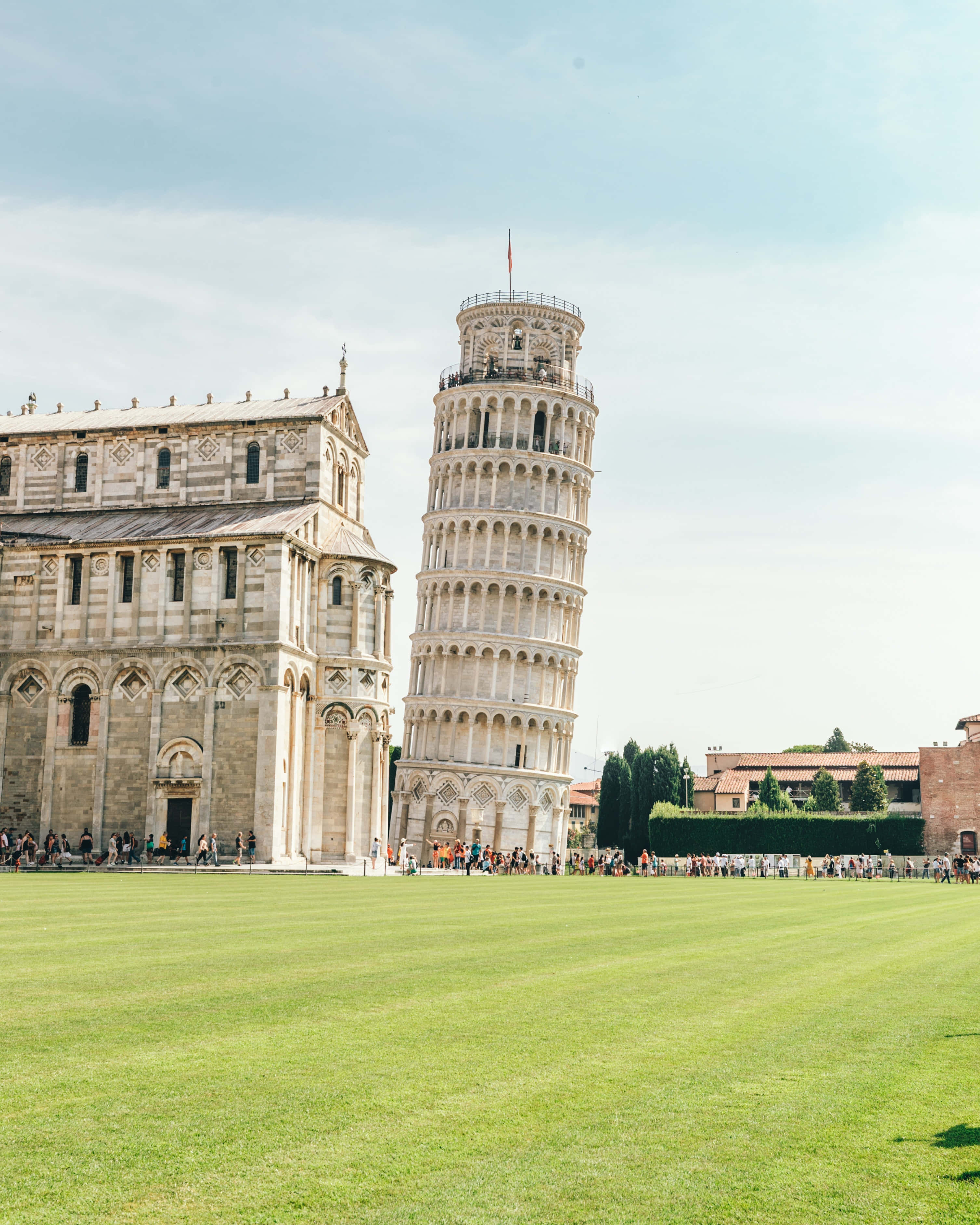 Fotografia ya Telefoni ya Mnara wa Pisa Unaomgea Picha ya Ukuta