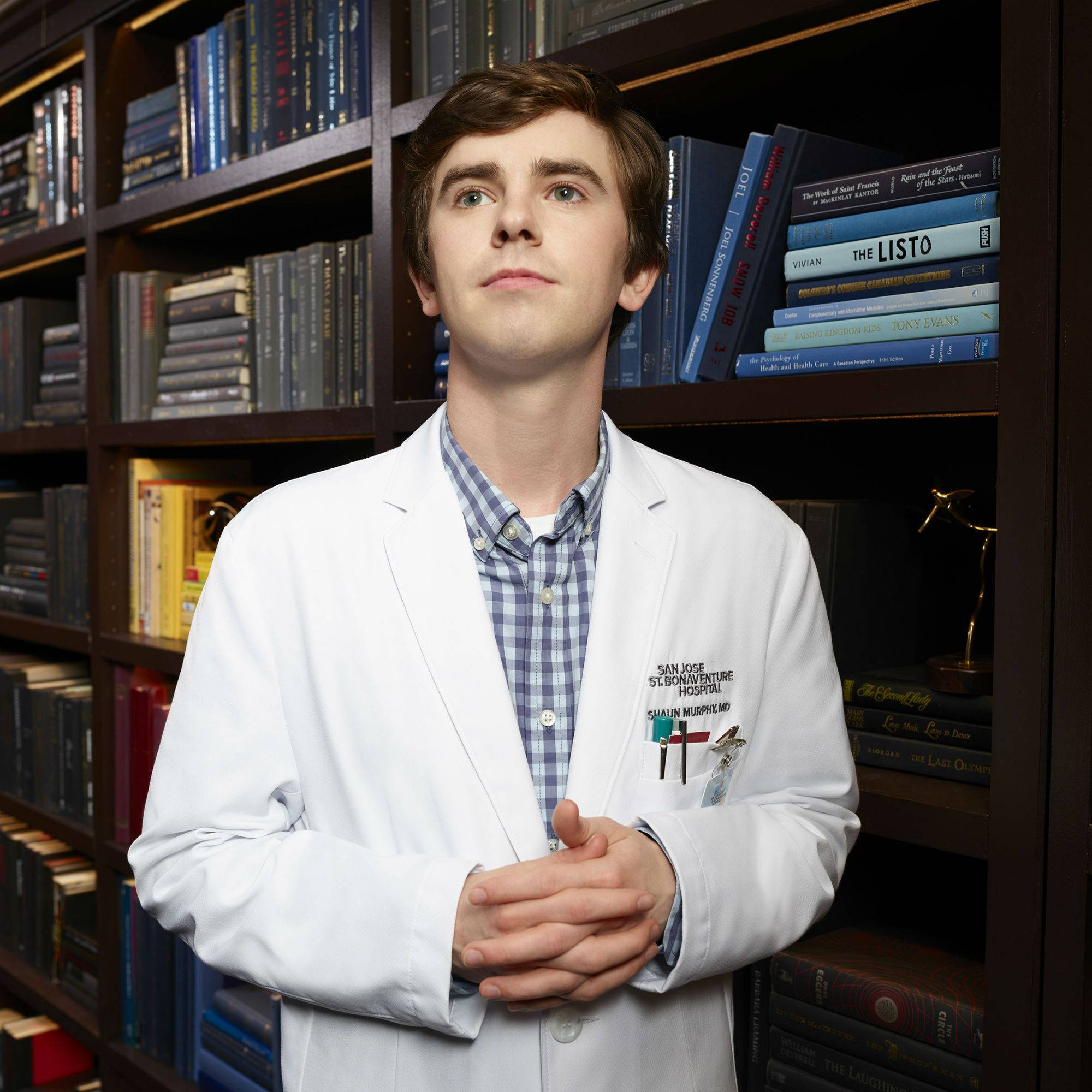 Freddie Highmore Kama Dr. Shaun Picha ya Ukuta