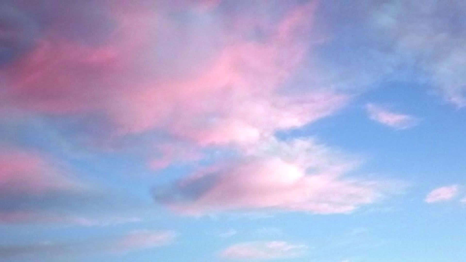 Furahia uzuri wa mandhari yenye rangi za pastel Picha ya Ukuta