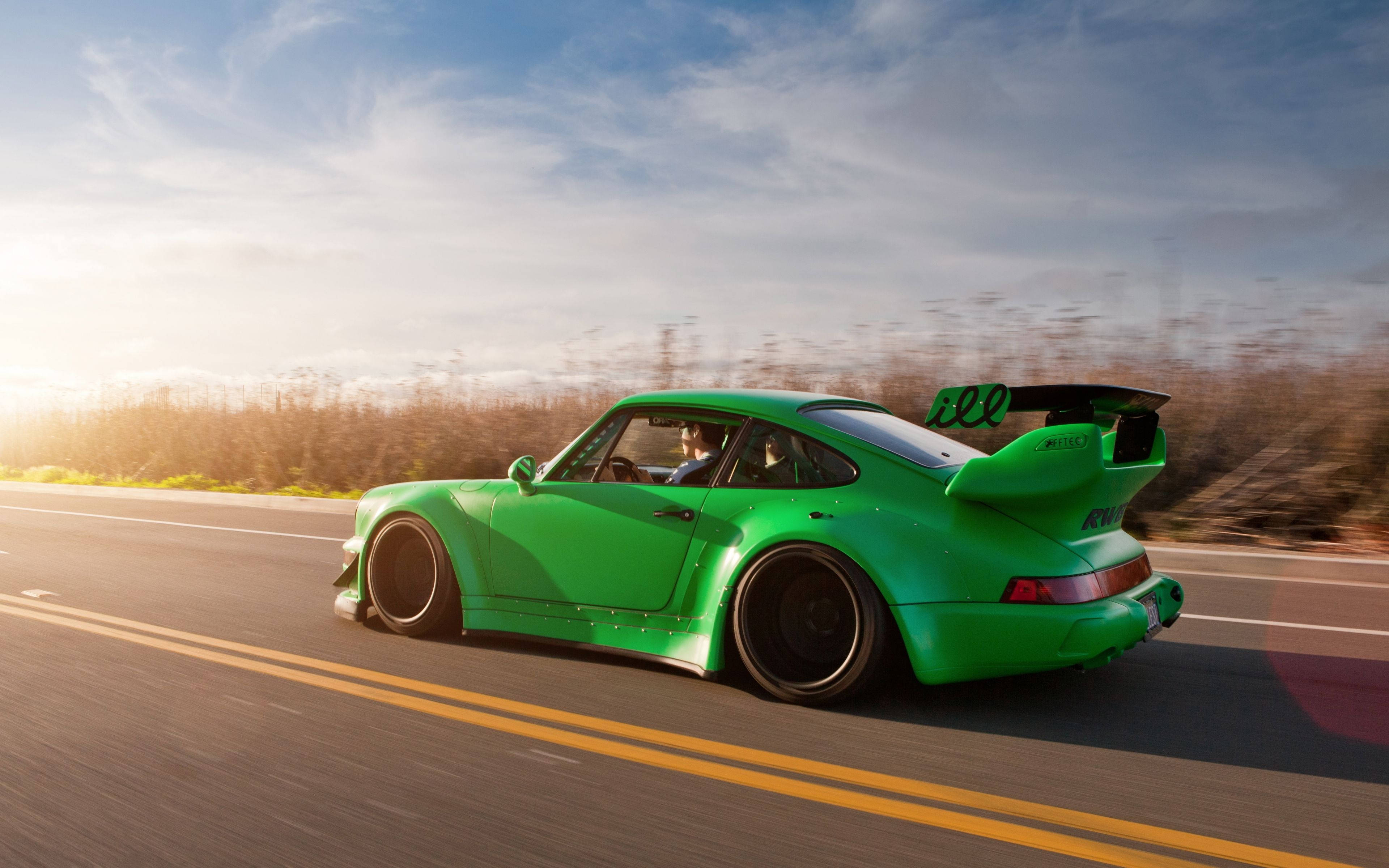 Gari 4K RWB Porsche 911 Picha ya Ukuta