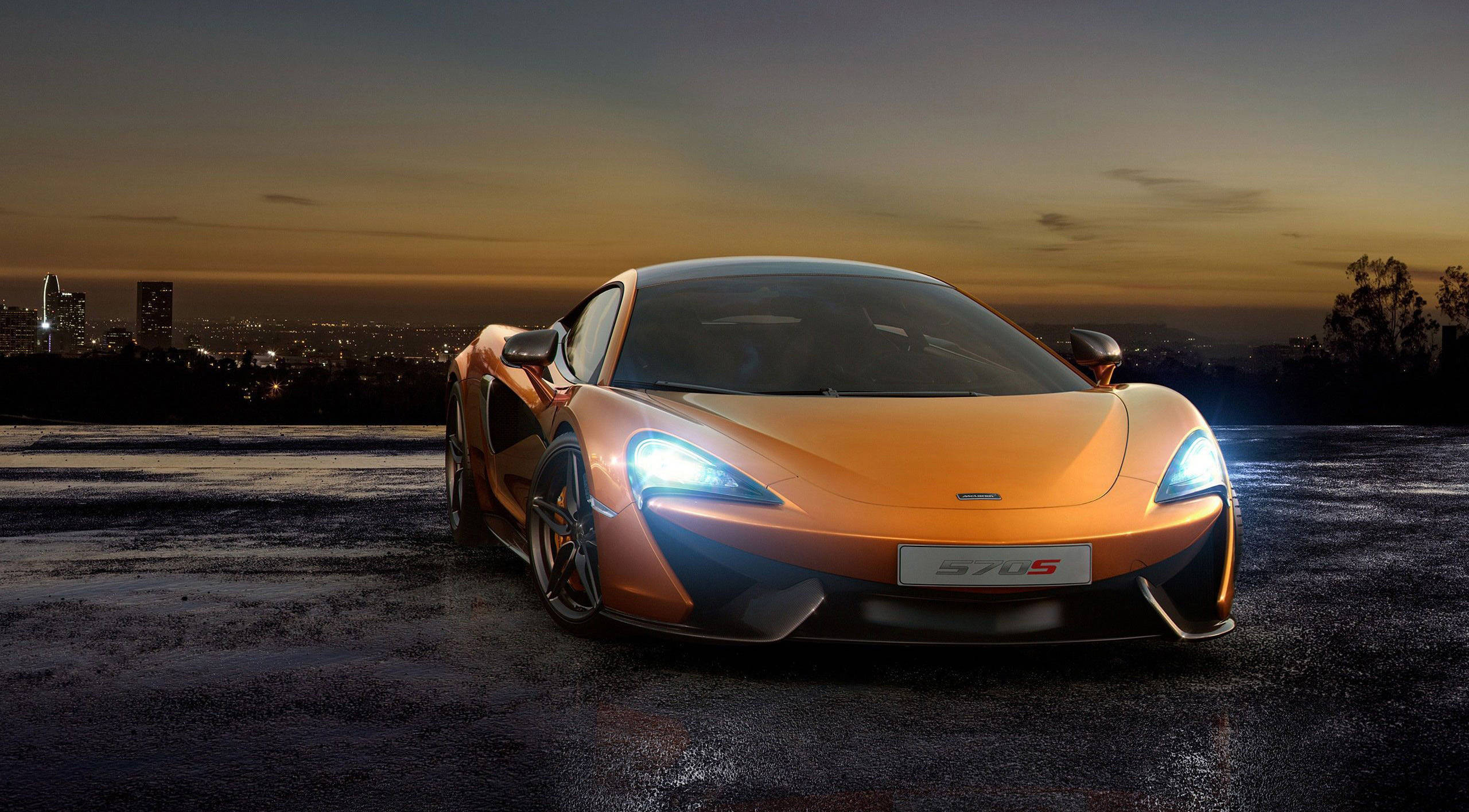 Gari Baridi Orange McLaren Picha ya Ukuta