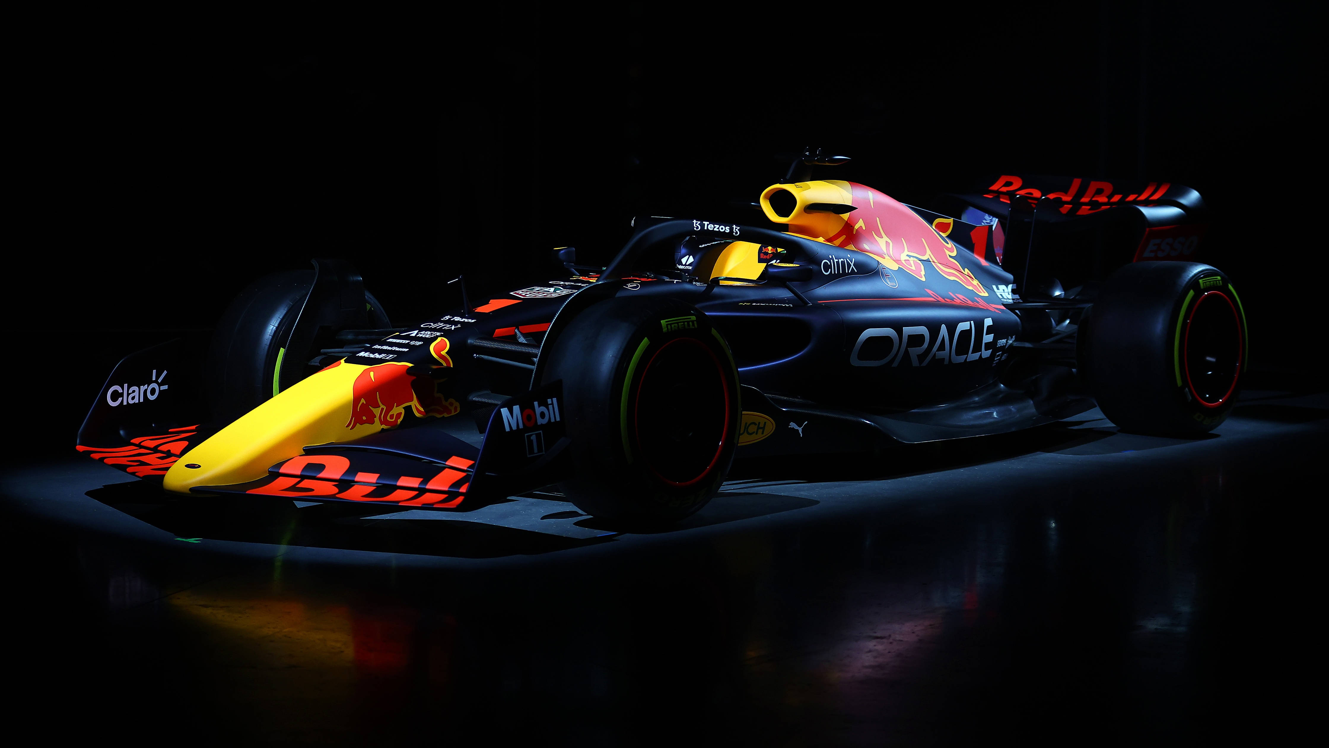 Gari la Mbio za Formula 1 4K Laptop Car Picha ya Ukuta