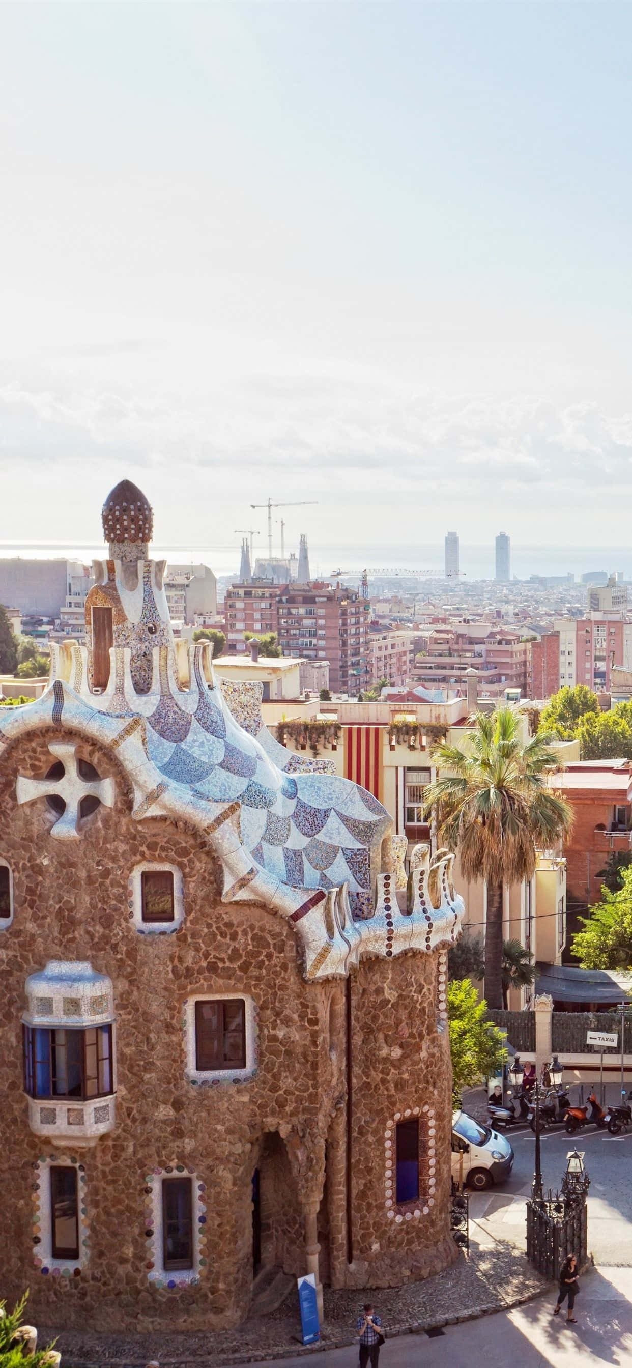 gaud house katika barcelona, hispania Picha ya Ukuta