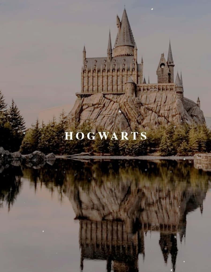 Gundua Uchawi wa Aesthetic Harry Potter Picha ya Ukuta