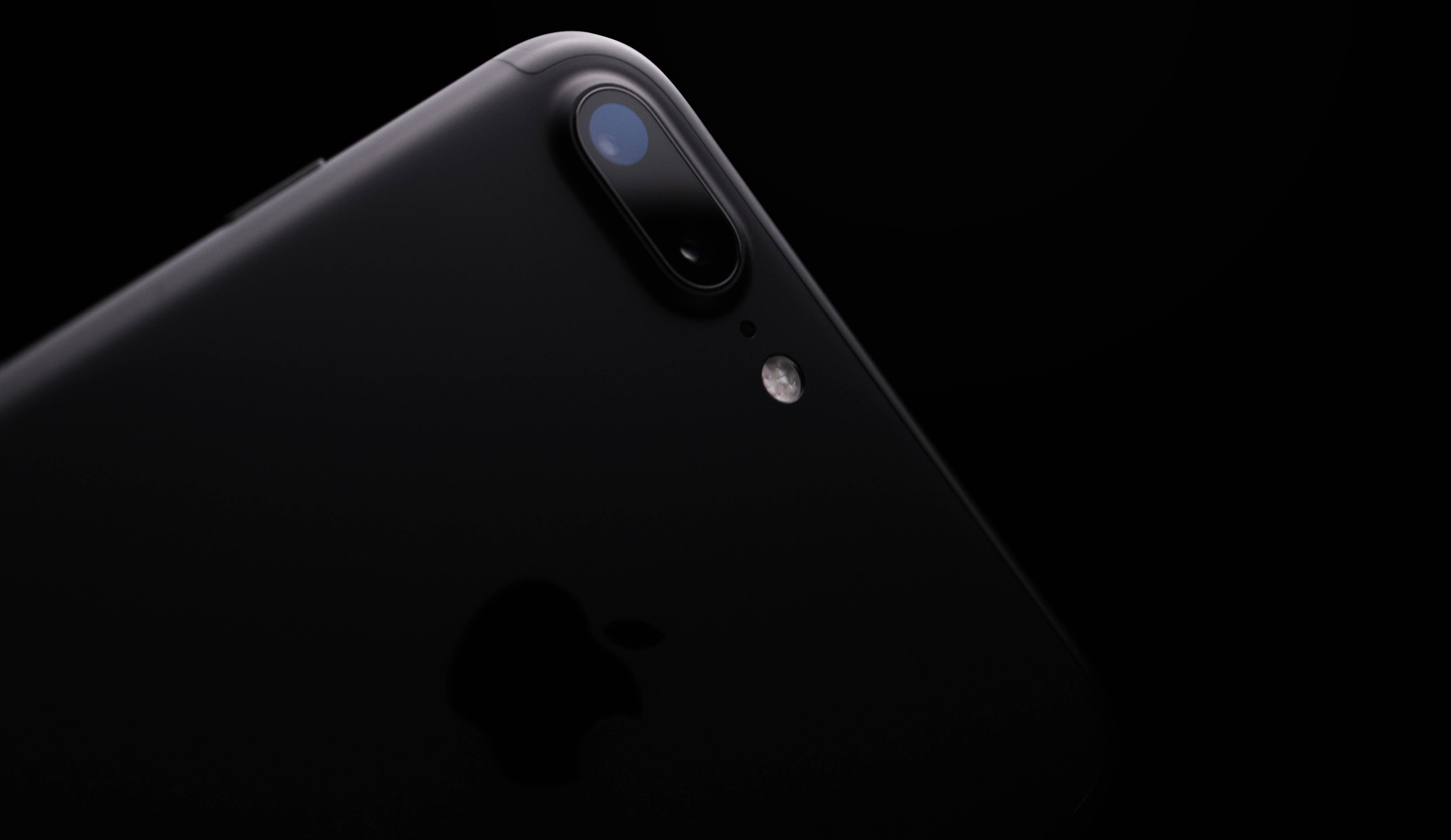 iPhone 8 Kamera Picha ya Ukuta