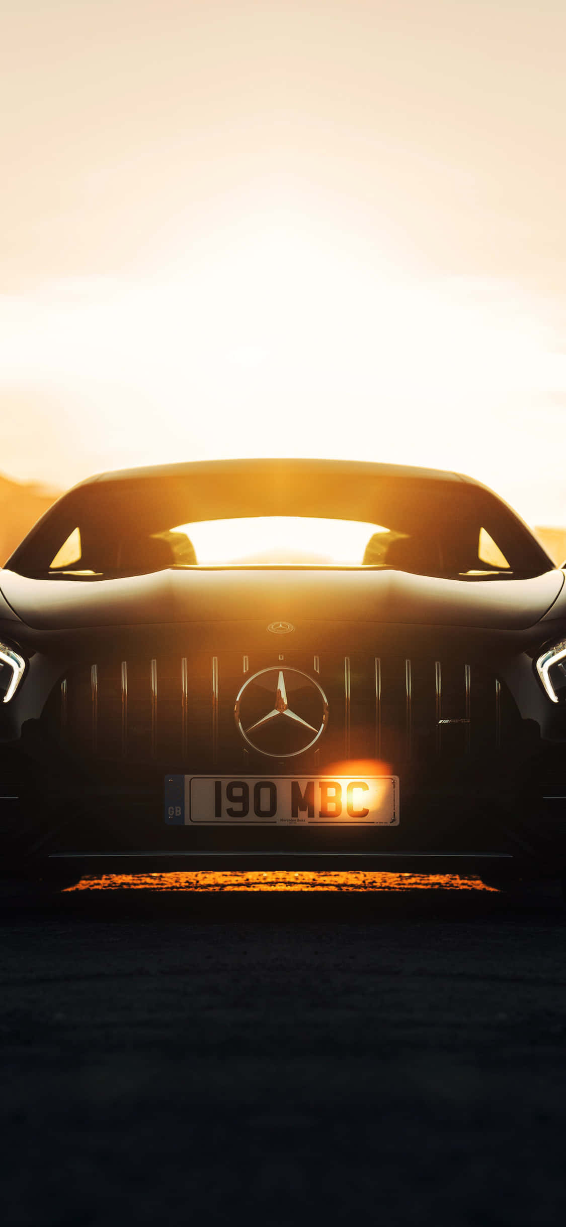 Picha ya iPhone X Amg Gt-r katika Mwangaza wa Jua Picha ya Ukuta