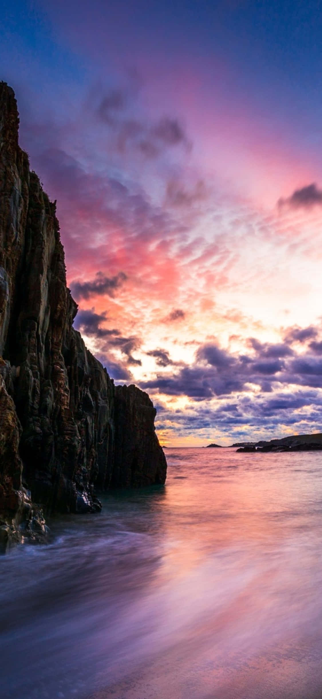 iPhone X Malibu Background Sunset Sky & Cliff Picha ya Ukuta