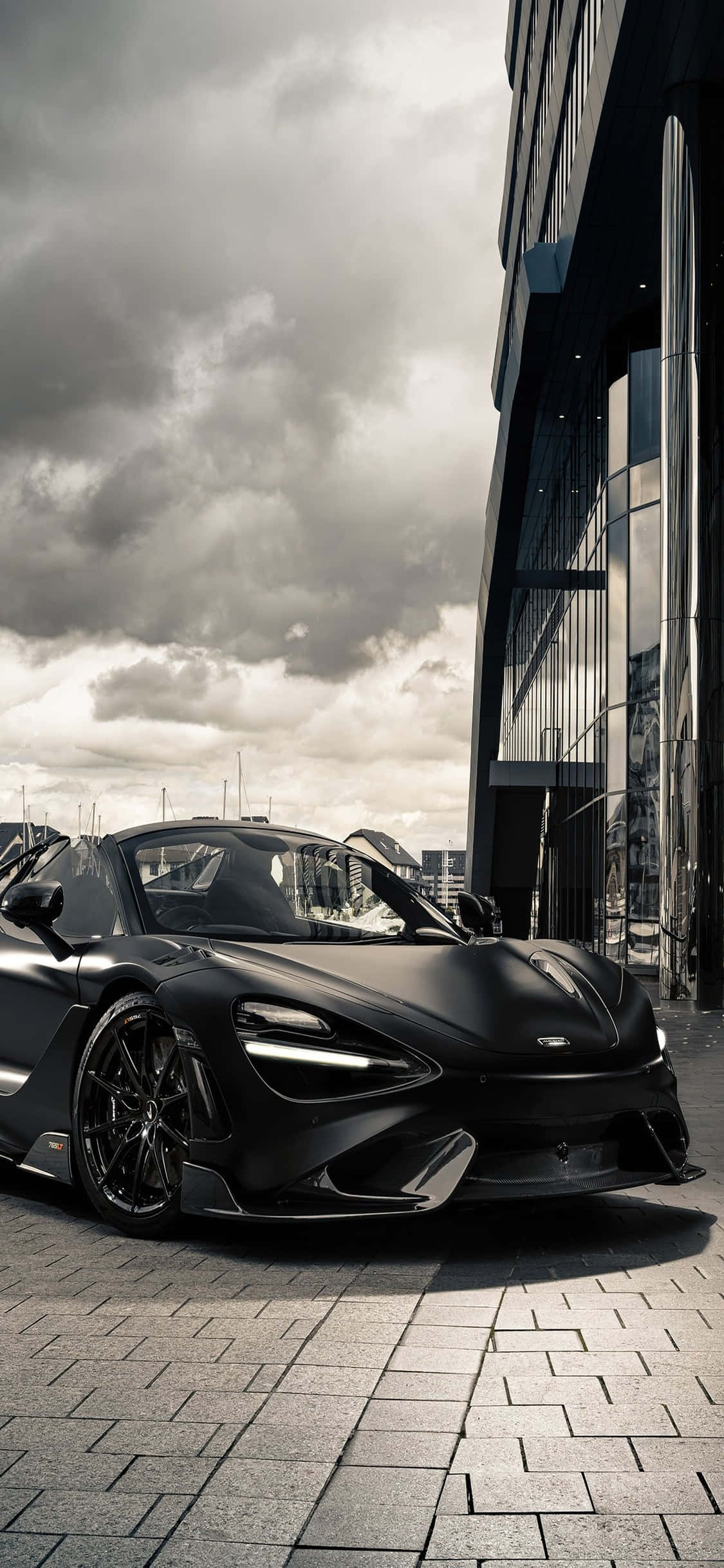 iPhone X Mclaren 720s Latundu na Weusi Picha ya Ukuta