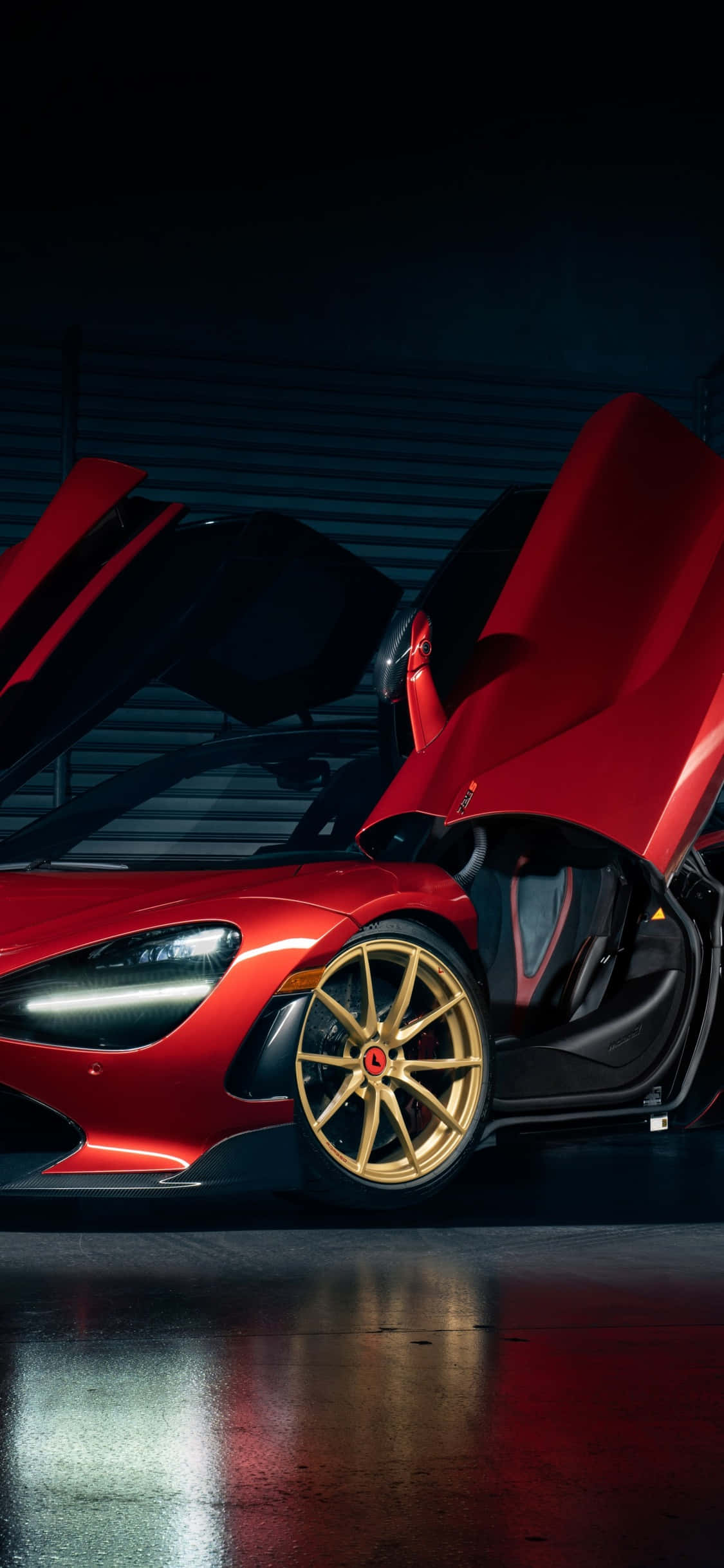 iPhone X Mclaren 720s Nyuma ya Mlango Mwekundu Picha ya Ukuta