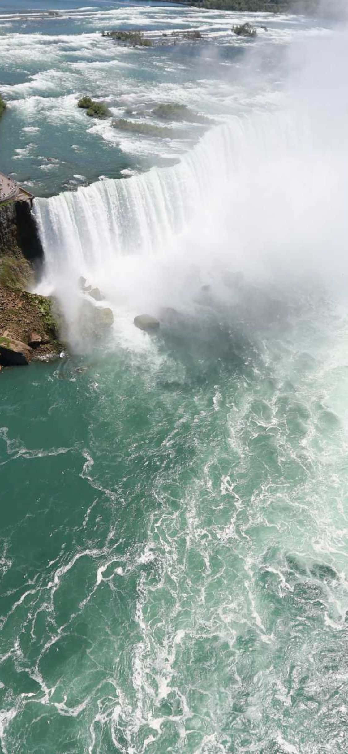 iPhone X Rocky Niagara Falls Background Picha ya Ukuta
