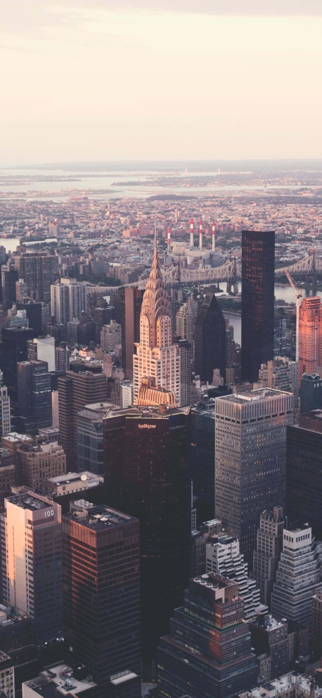 iPhone X na mandhari ya upeo wa New York Picha ya Ukuta
