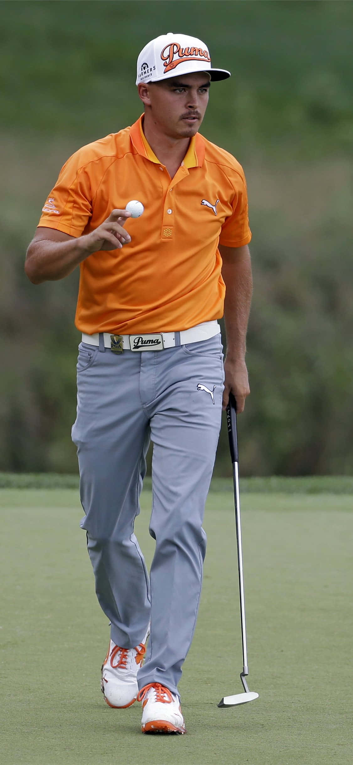 iPhone Xs Golf Background na Rickie Fowler Picha ya Ukuta