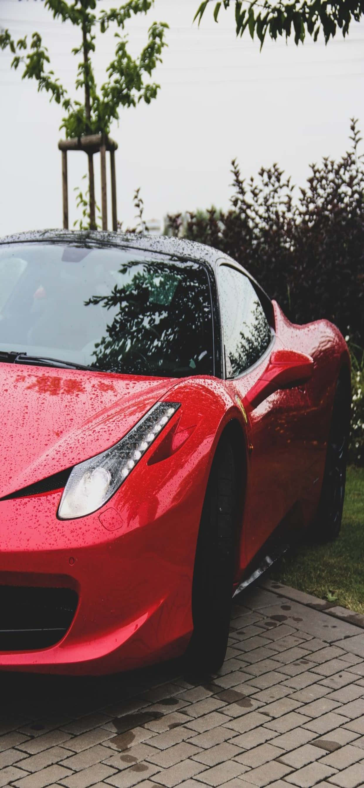 iPhone Xs Max Ferrari Background Parked Red Ferrari 458 Picha ya Ukuta