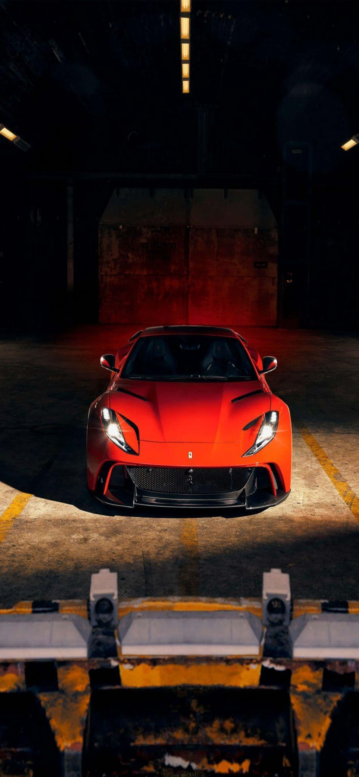 iPhone Xs Max Ferrari Background Ferrari 812 Superfast Nyekundu Katika Warehe Picha ya Ukuta