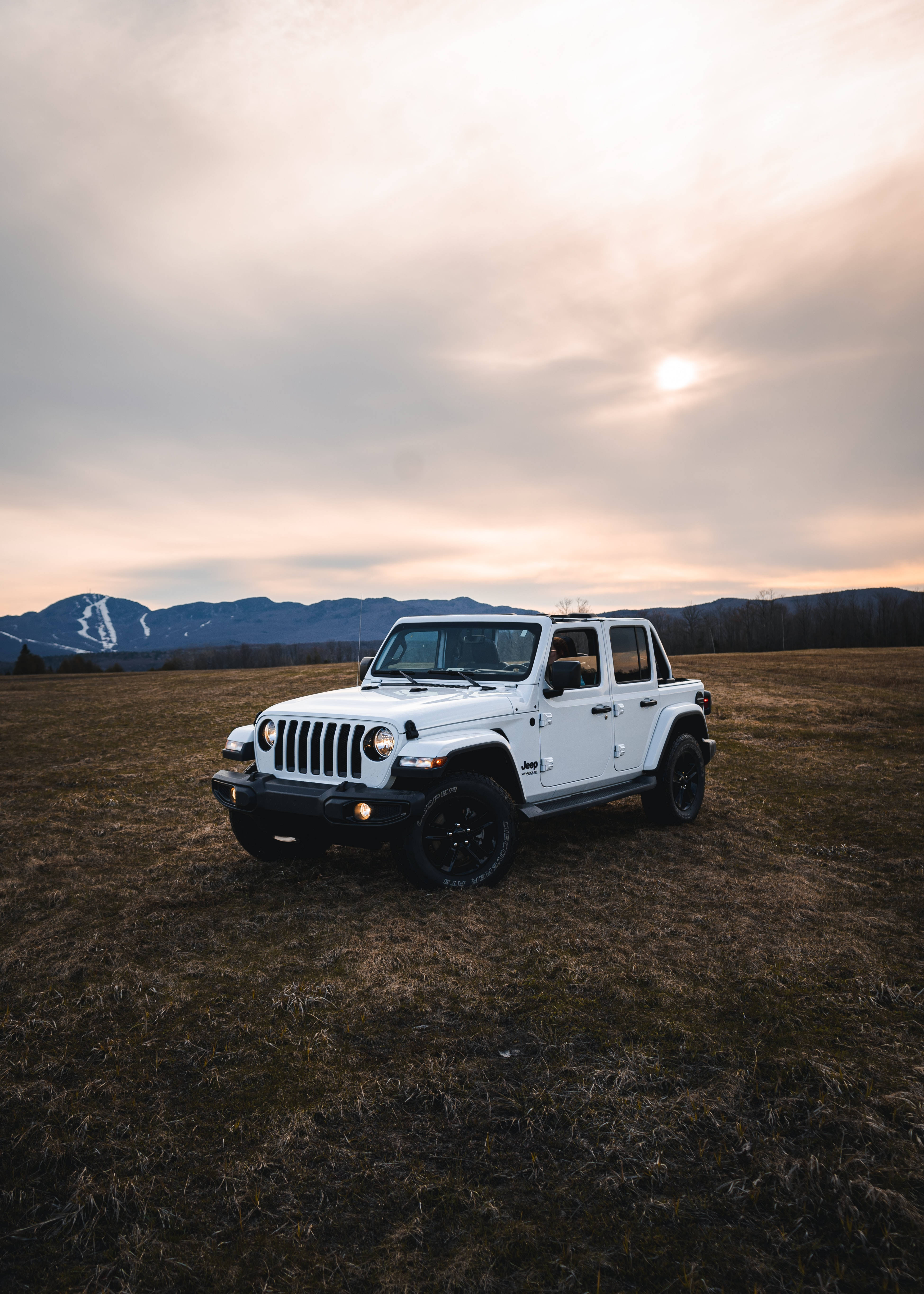 Jeep Wrangler Safi Sifuri Picha ya Ukuta