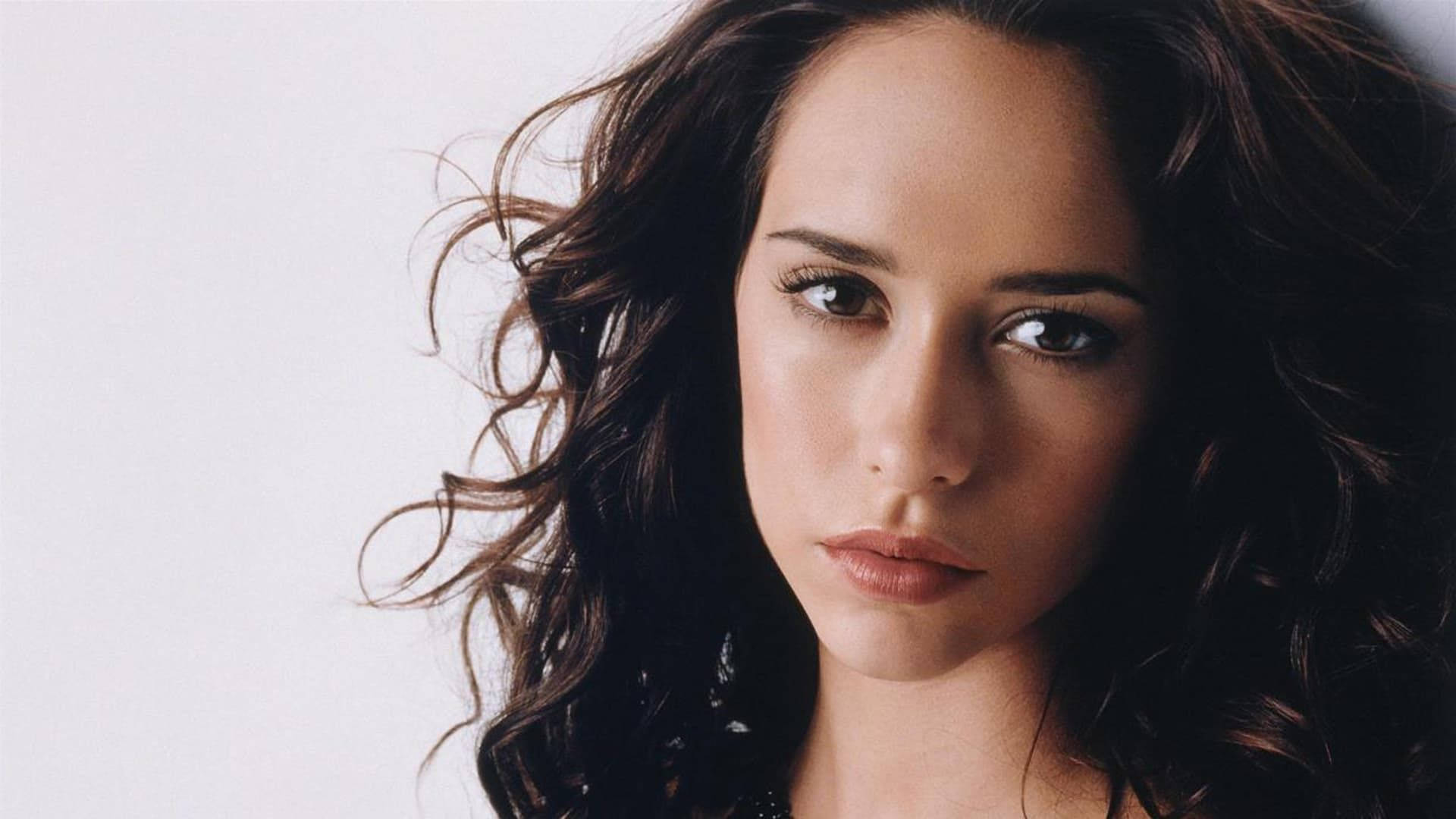 Jennifer Love Hewitt Dhana ya Kutokuwa na Hatia Picha ya Ukuta