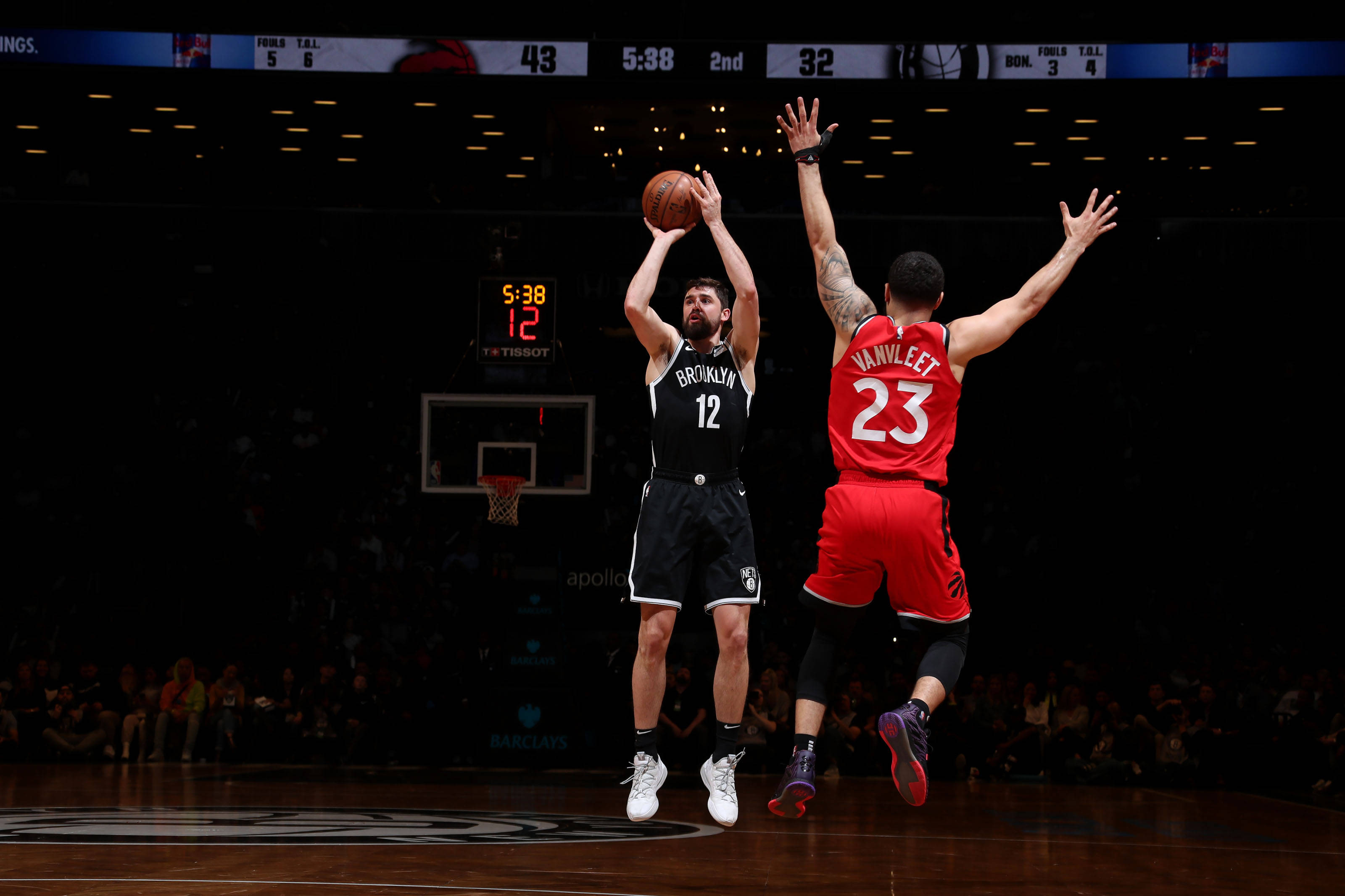 Joe Harris Dhidi Vanvleet Picha ya Ukuta