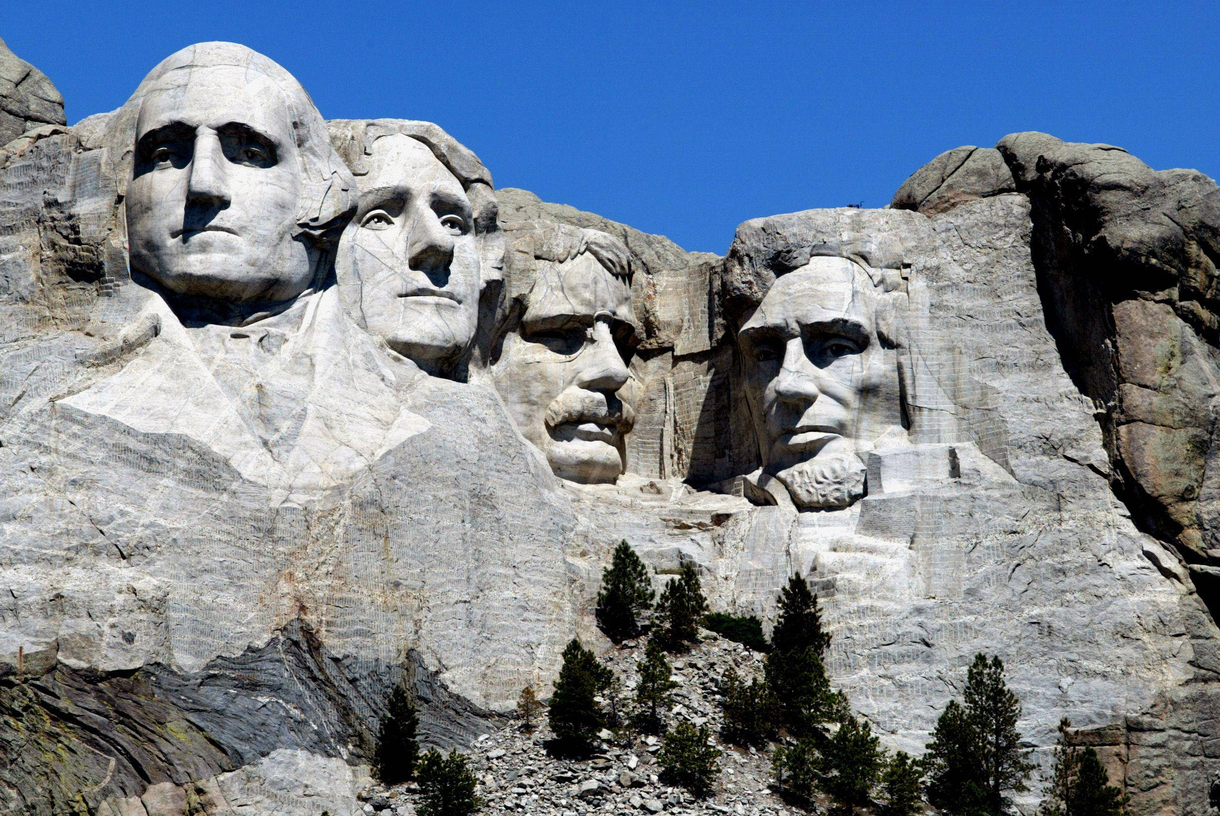 Jua Liking'aa Juu ya Mlima Rushmore Picha ya Ukuta