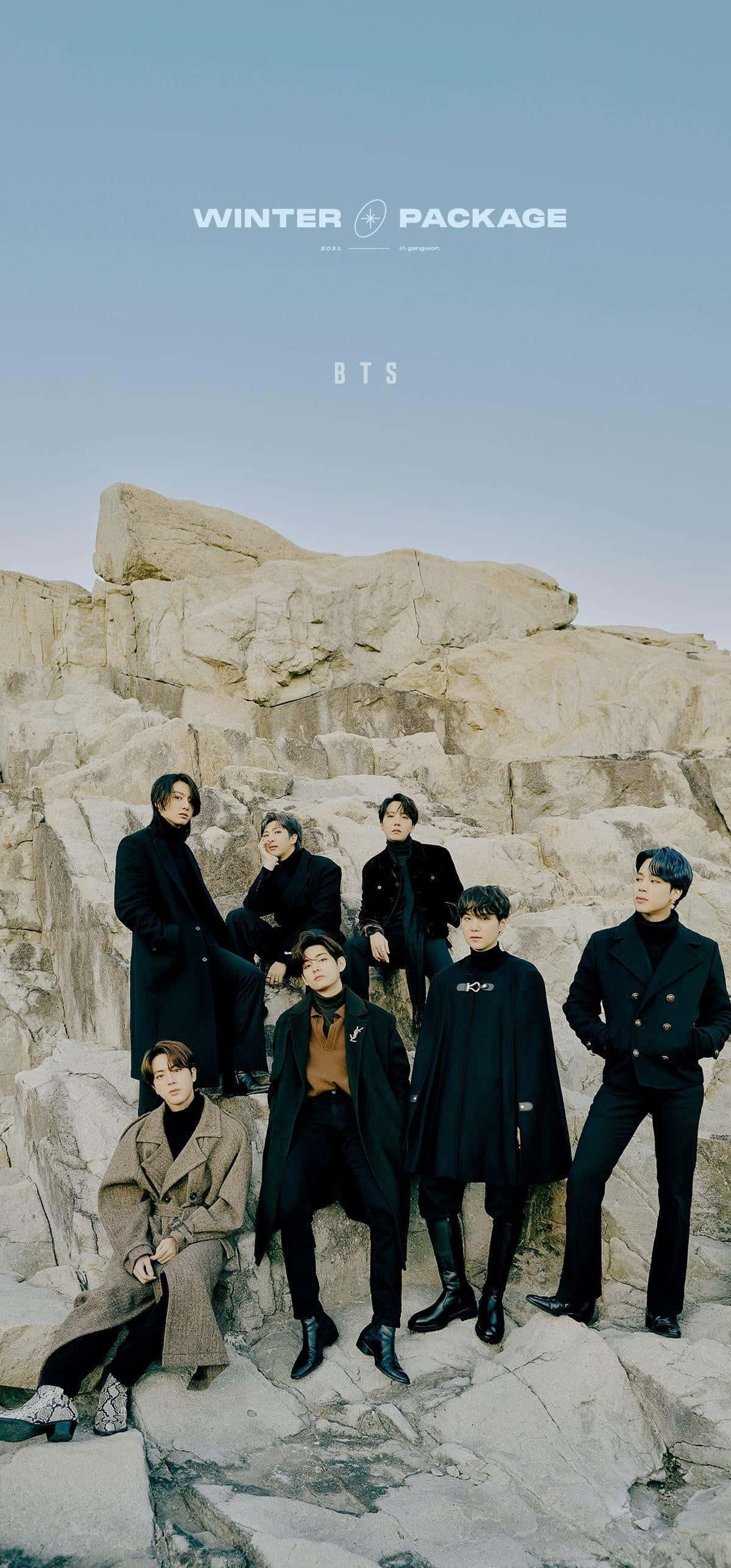 Kikundi cha K-Pop Kikitumbuiza Jukwaani Picha ya Ukuta