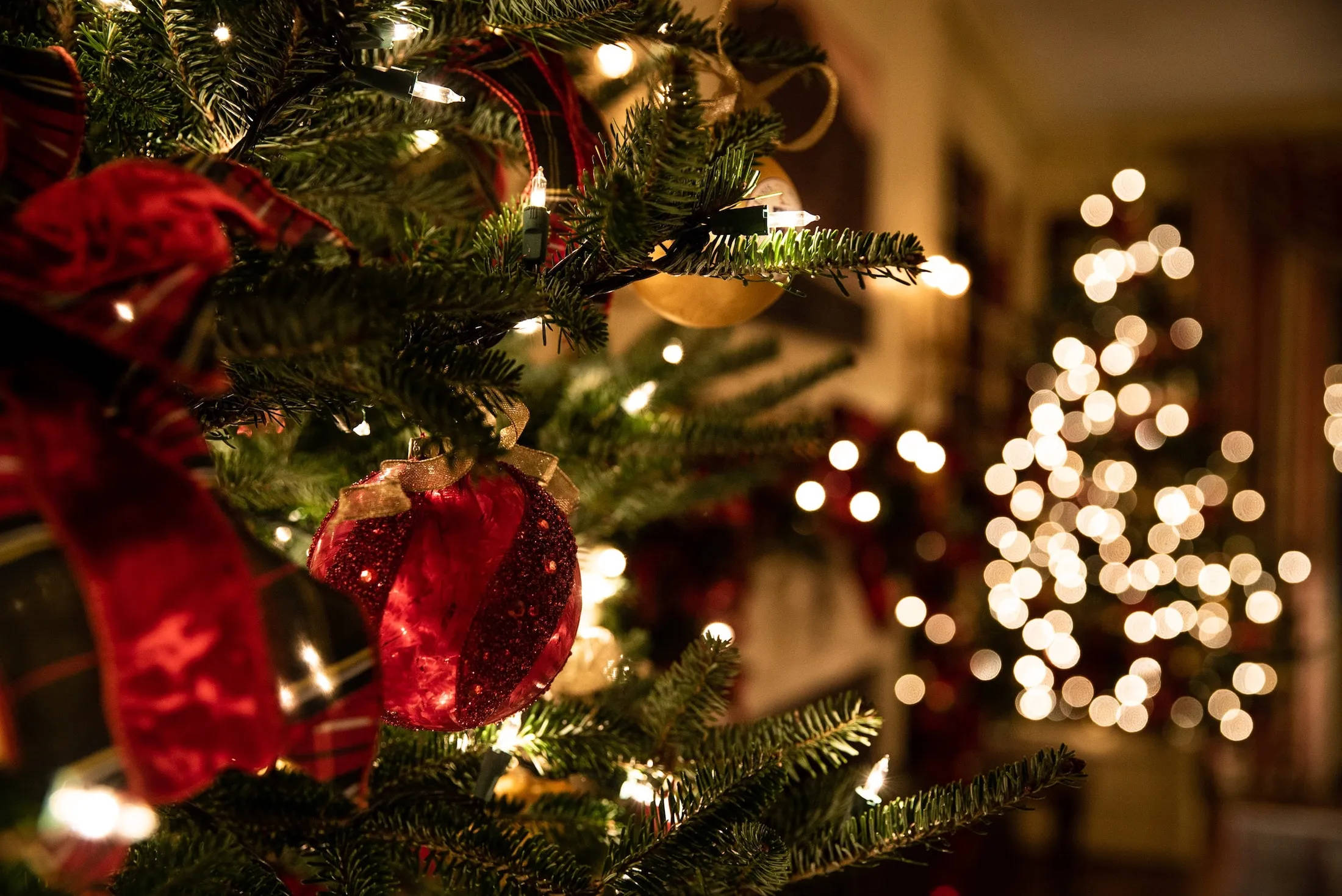Kipaji na Baridi cha Kuonyesha Kompyuta ya Krismasi Picha ya Ukuta