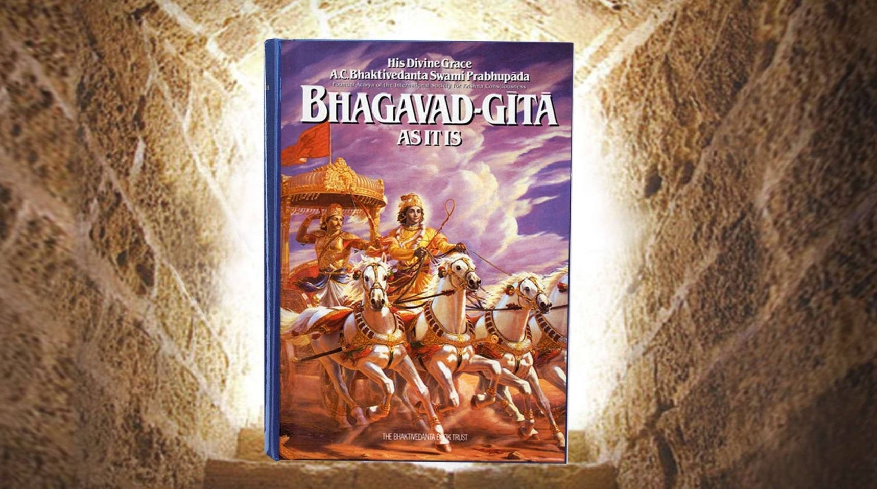 Kitabu cha Bhagavad Gita Juu ya Jiwe Picha ya Ukuta