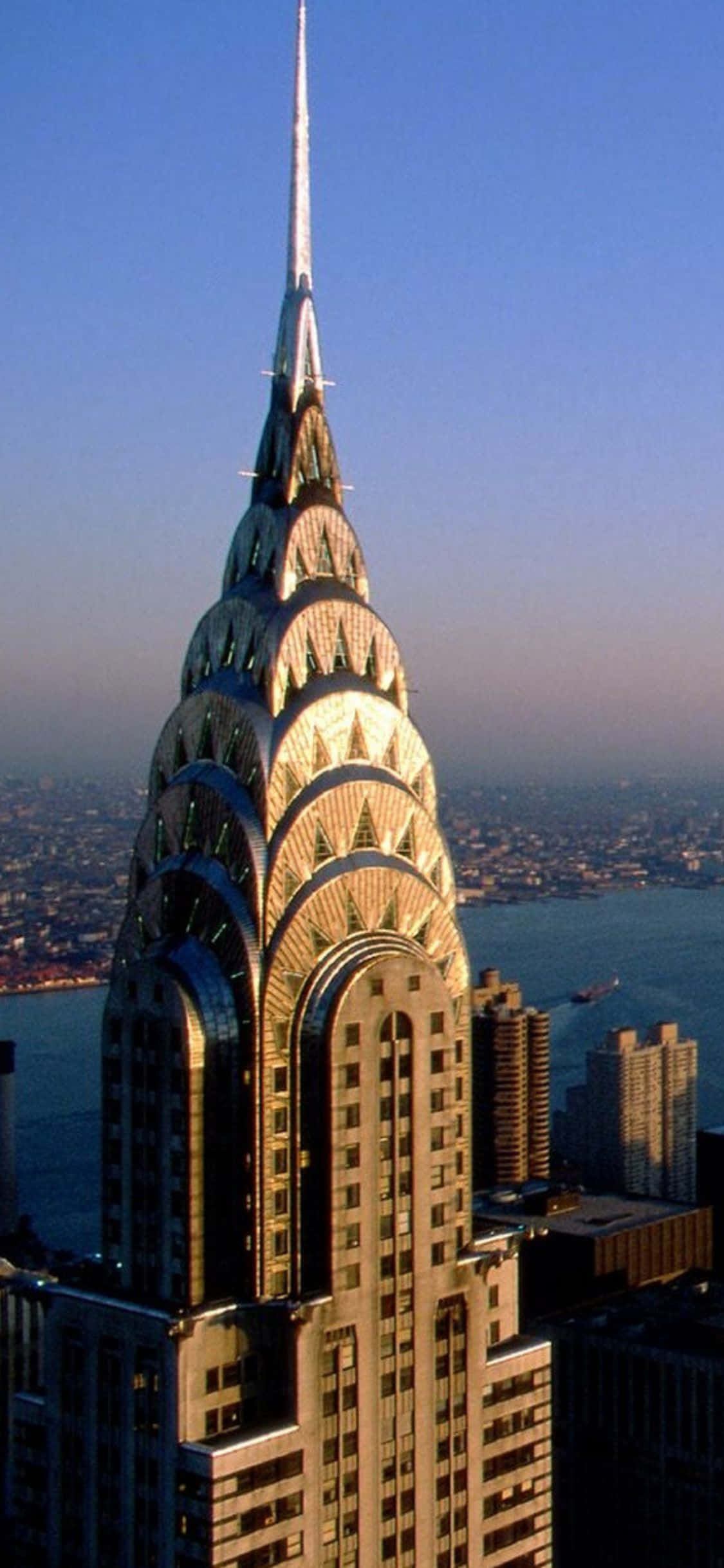 Kivinjari maisha bila wasiwasi katika shughuli za New York City na iPhone Xs Picha ya Ukuta