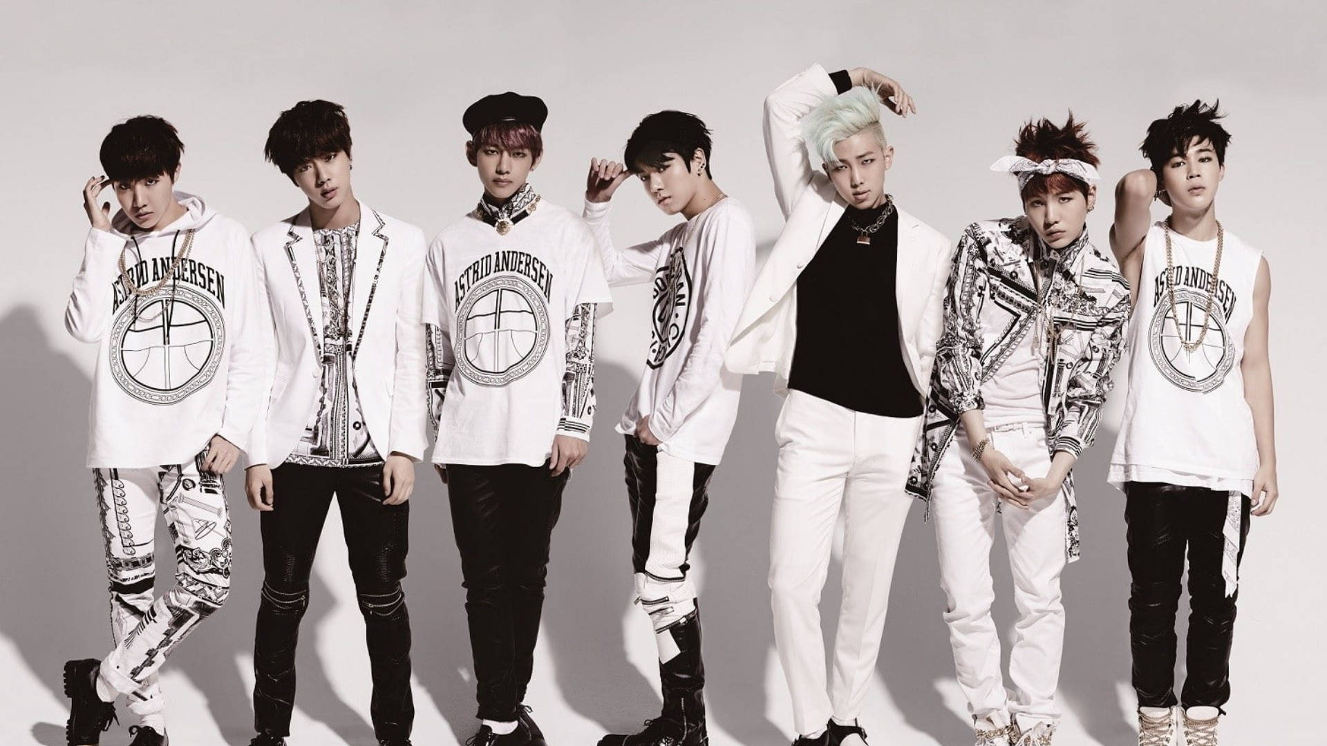 Kompyuta ya Kikundi cha BTS ya Albamu ya Wake Up Picha ya Ukuta