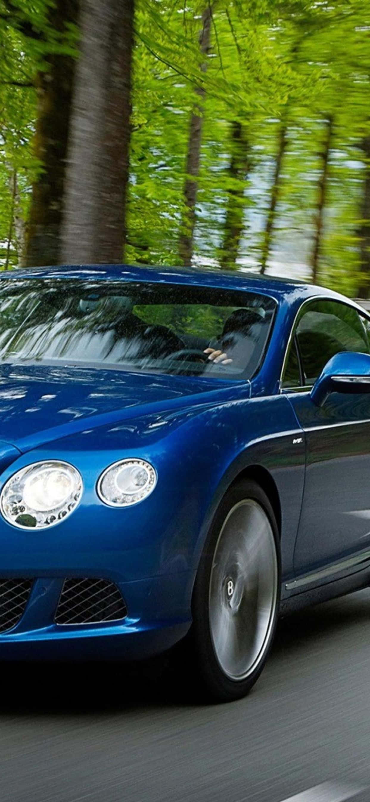 Kufurahia Maisha kwa Max na Staili - iPhone Xs Max na Bentley Picha ya Ukuta