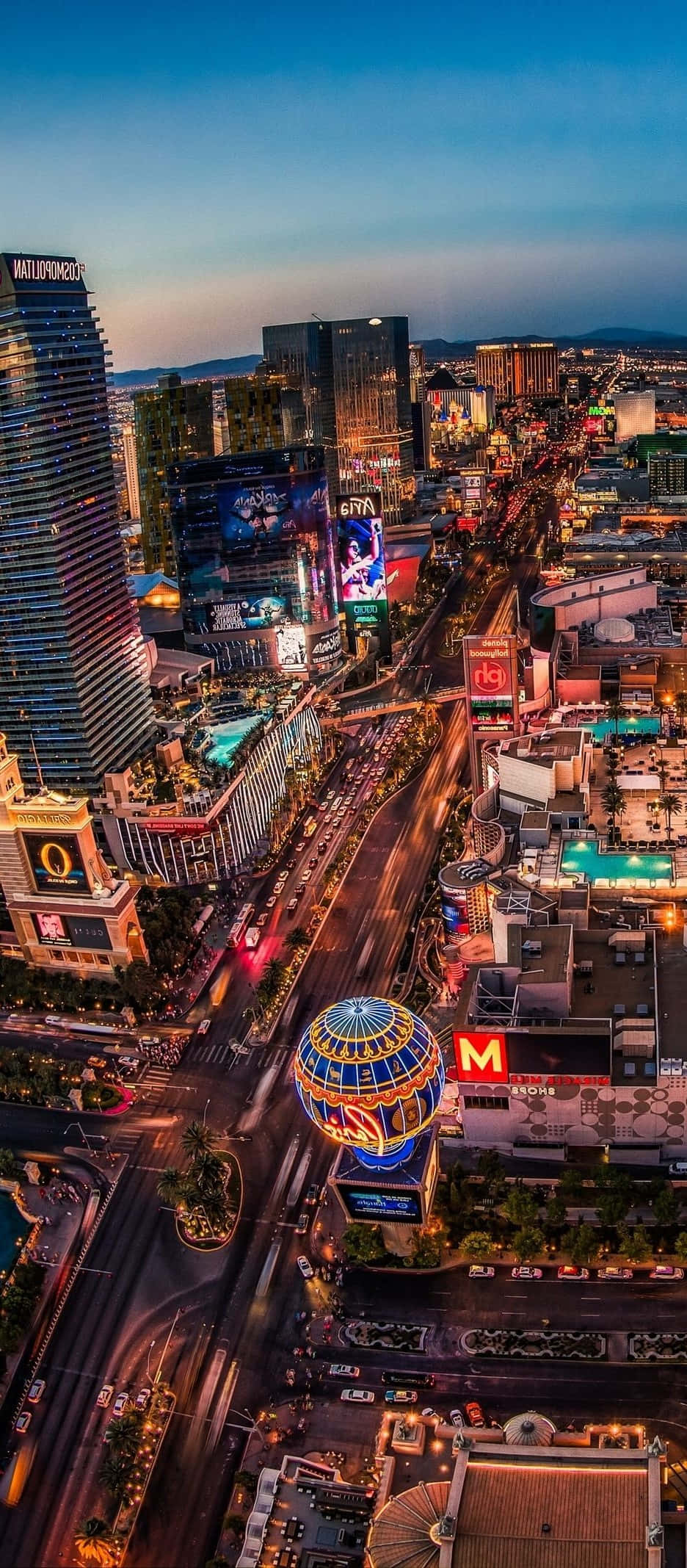 Kufurahia Mwonekano na Mwonekano wa Las Vegas Staycation Picha ya Ukuta